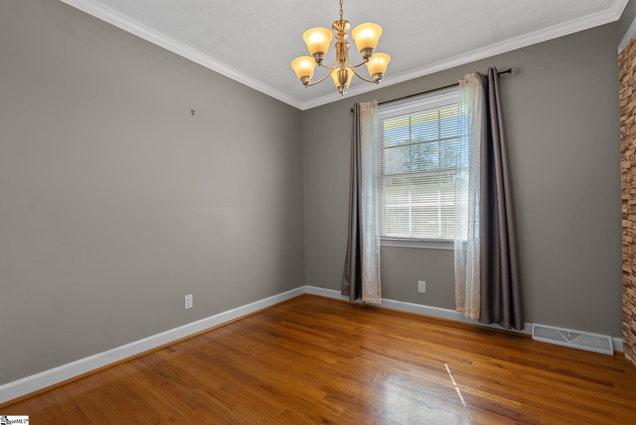 300 N Green Street Property Photo 22