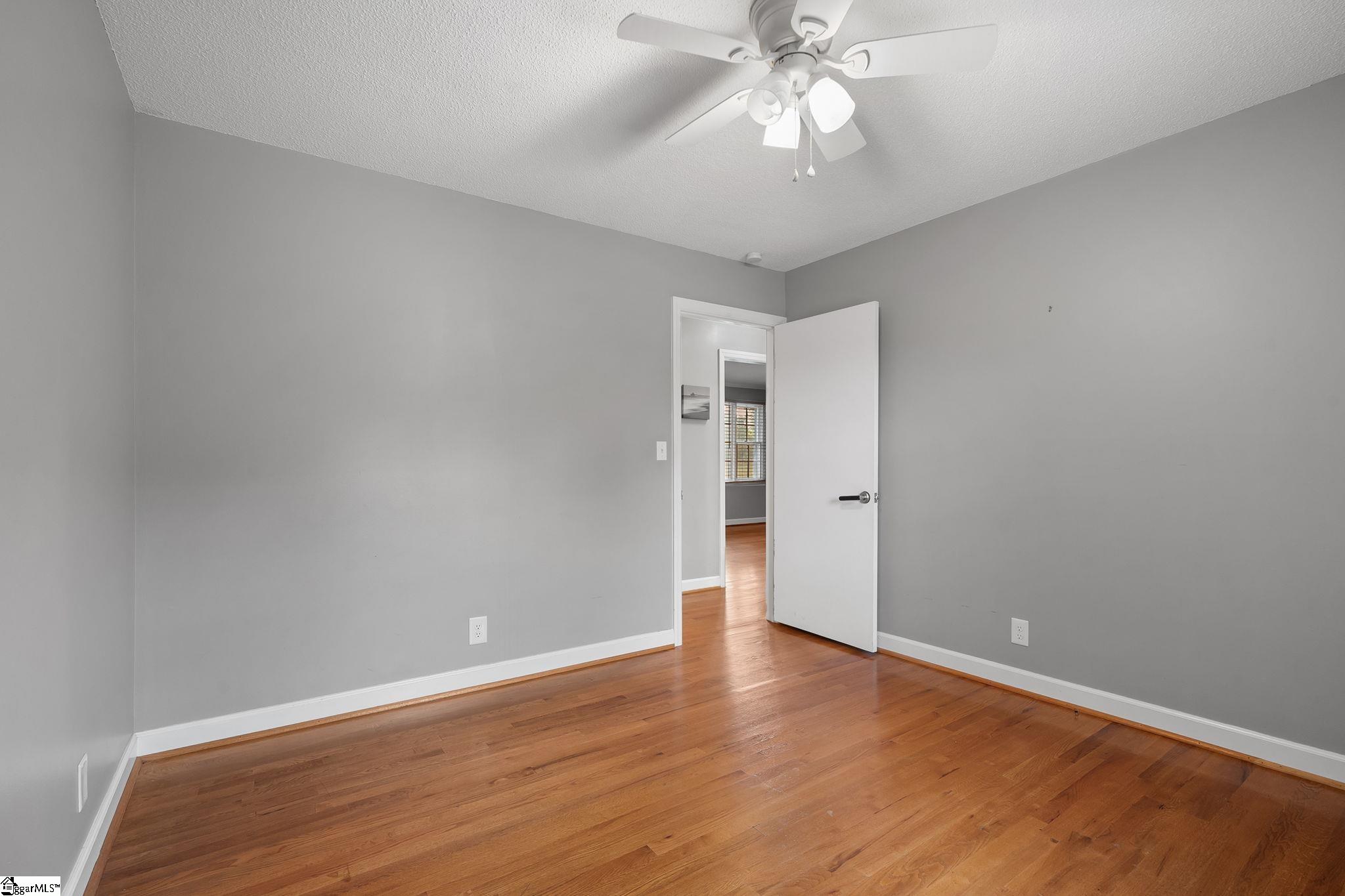 300 N Green Street Property Photo 29