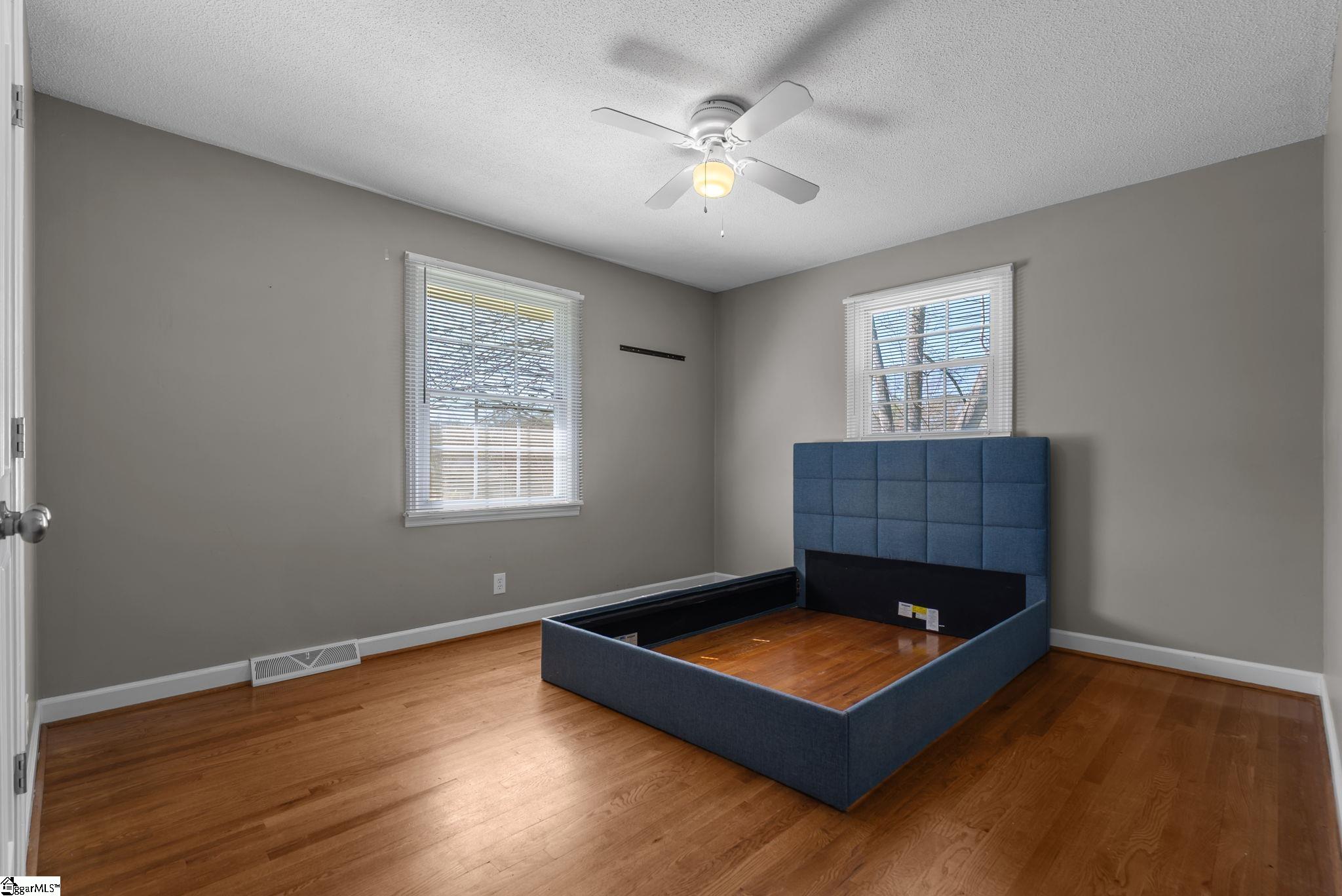 300 N Green Street Property Photo 30