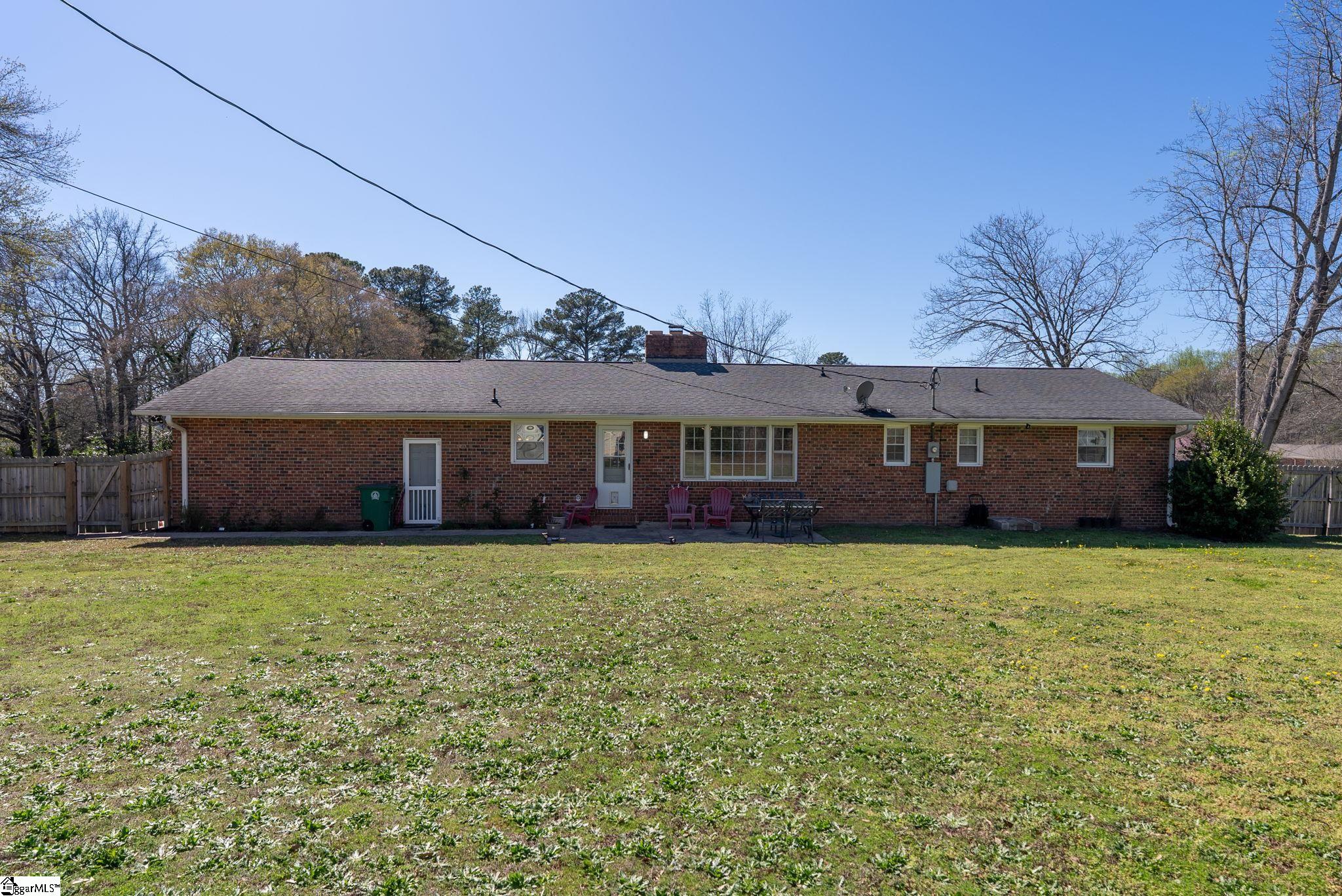 300 N Green Street Property Photo 38