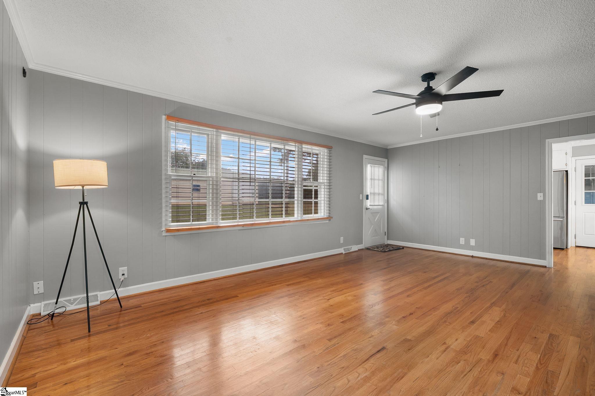 300 N Green Street Property Photo 22