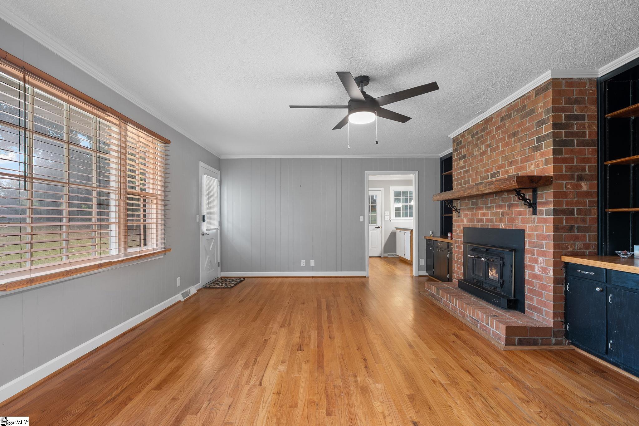 300 N Green Street Property Photo 23