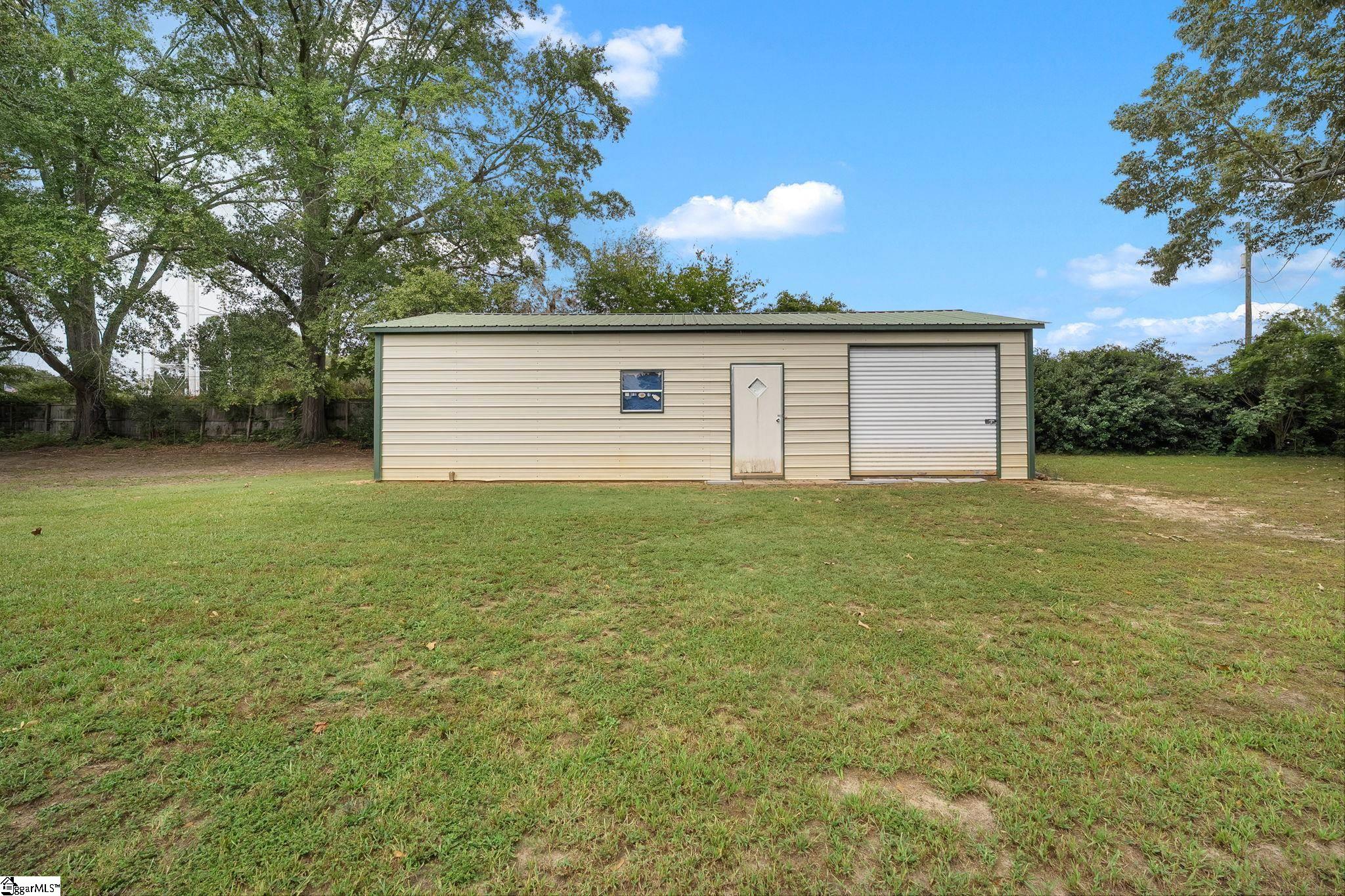 300 N Green Street Property Photo 40