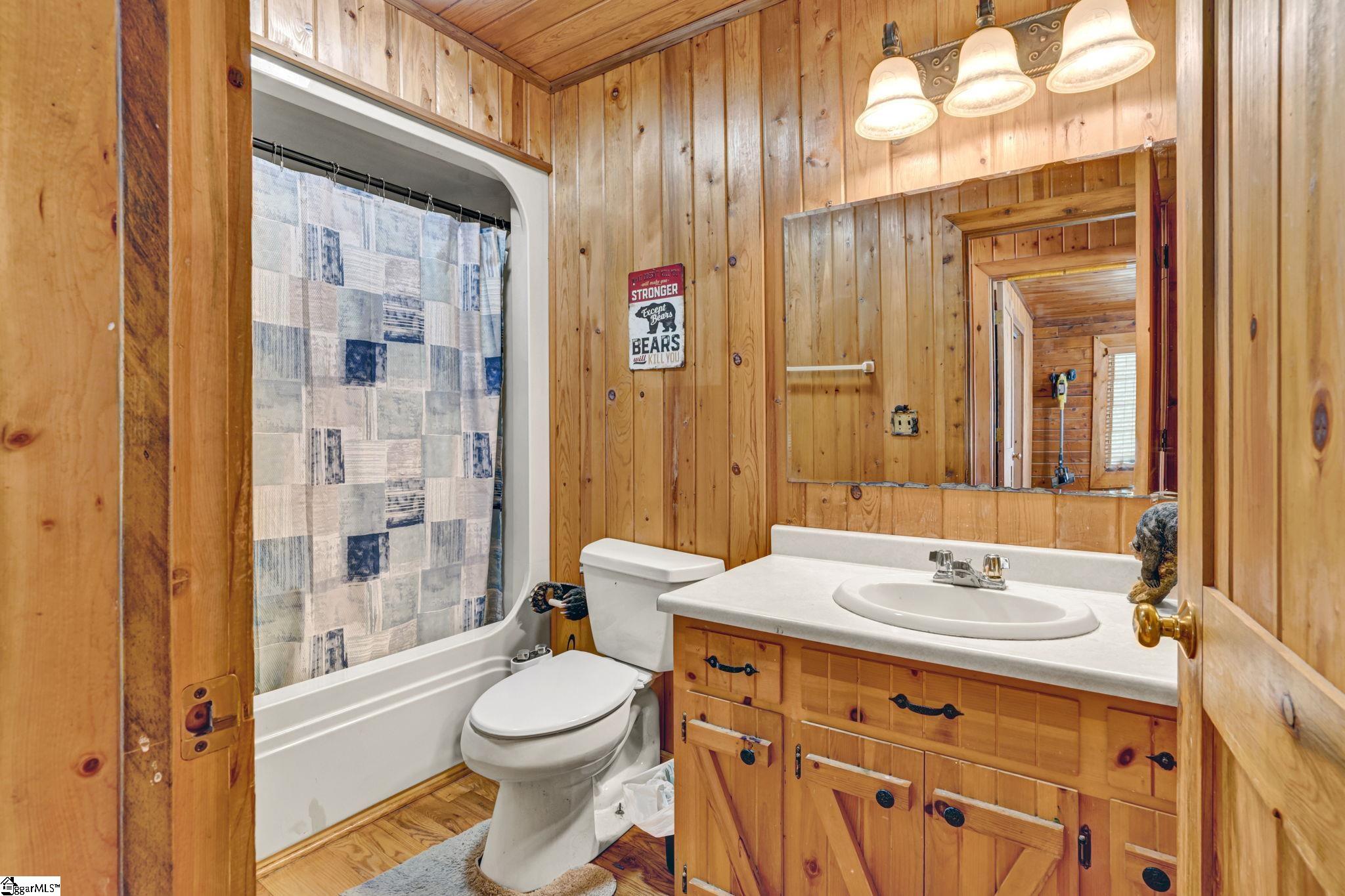 313 Henderson Road Property Photo 18