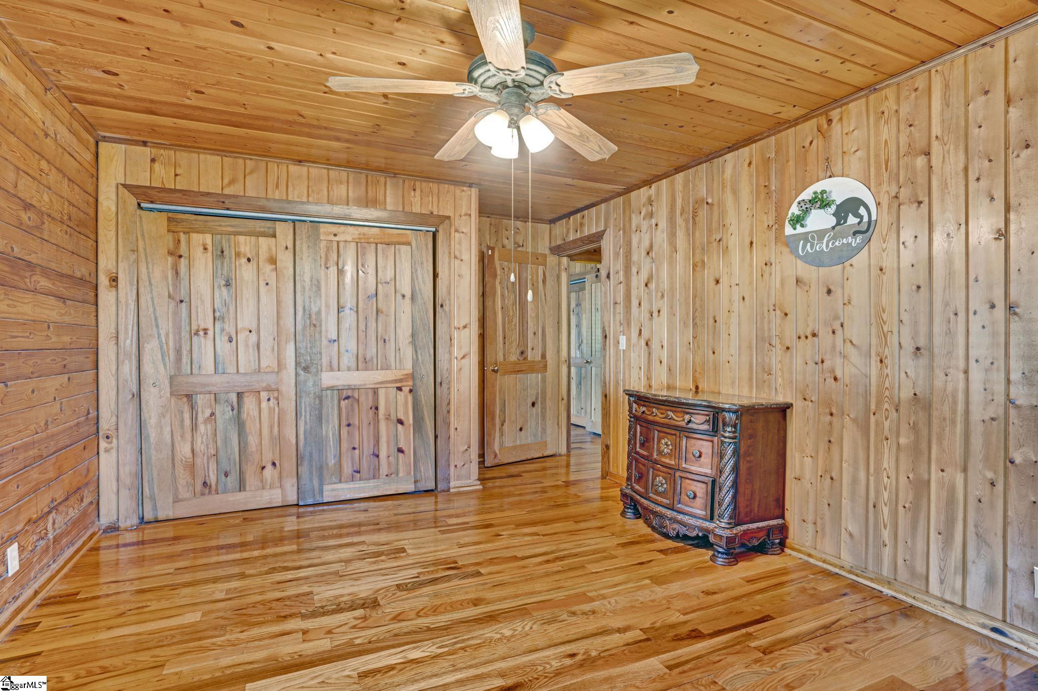313 Henderson Road Property Photo 20