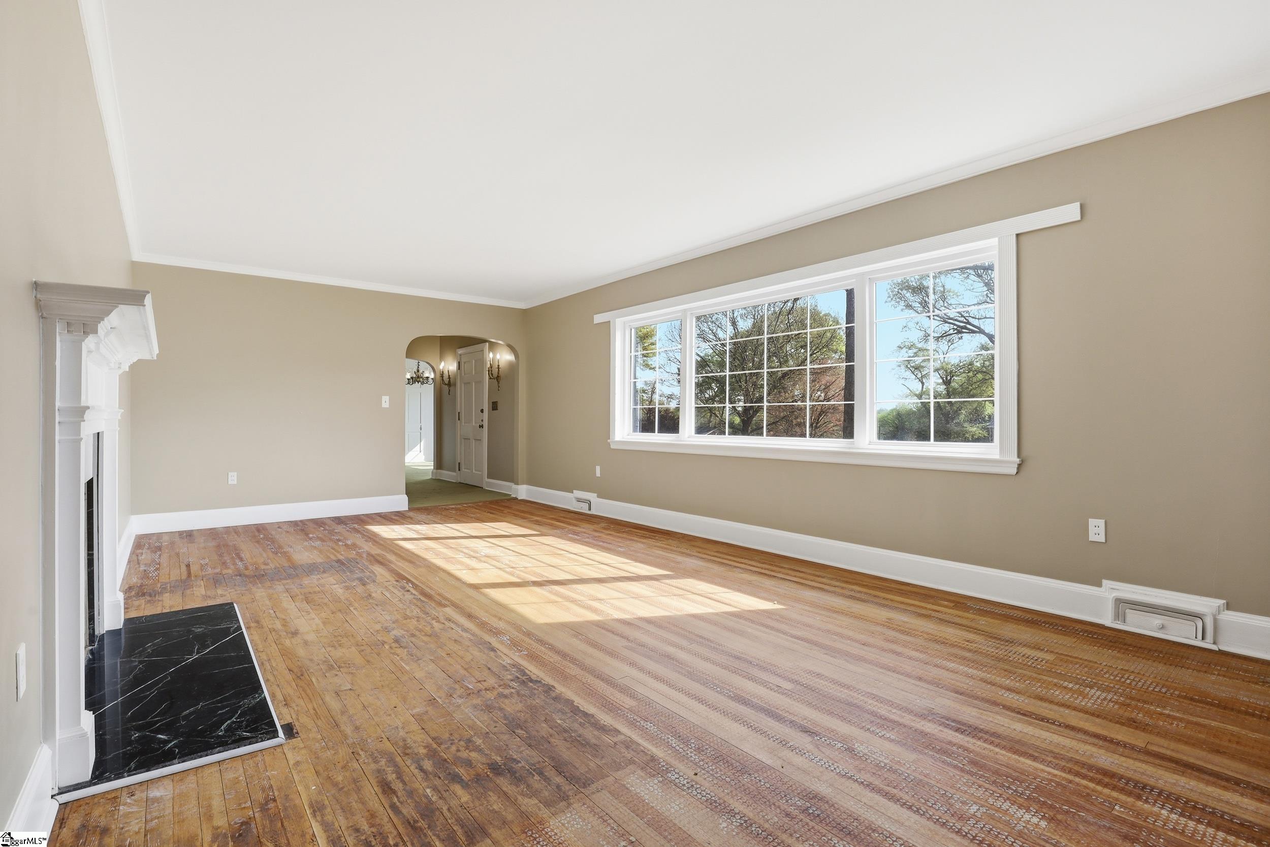 1586192 Property Photo 17