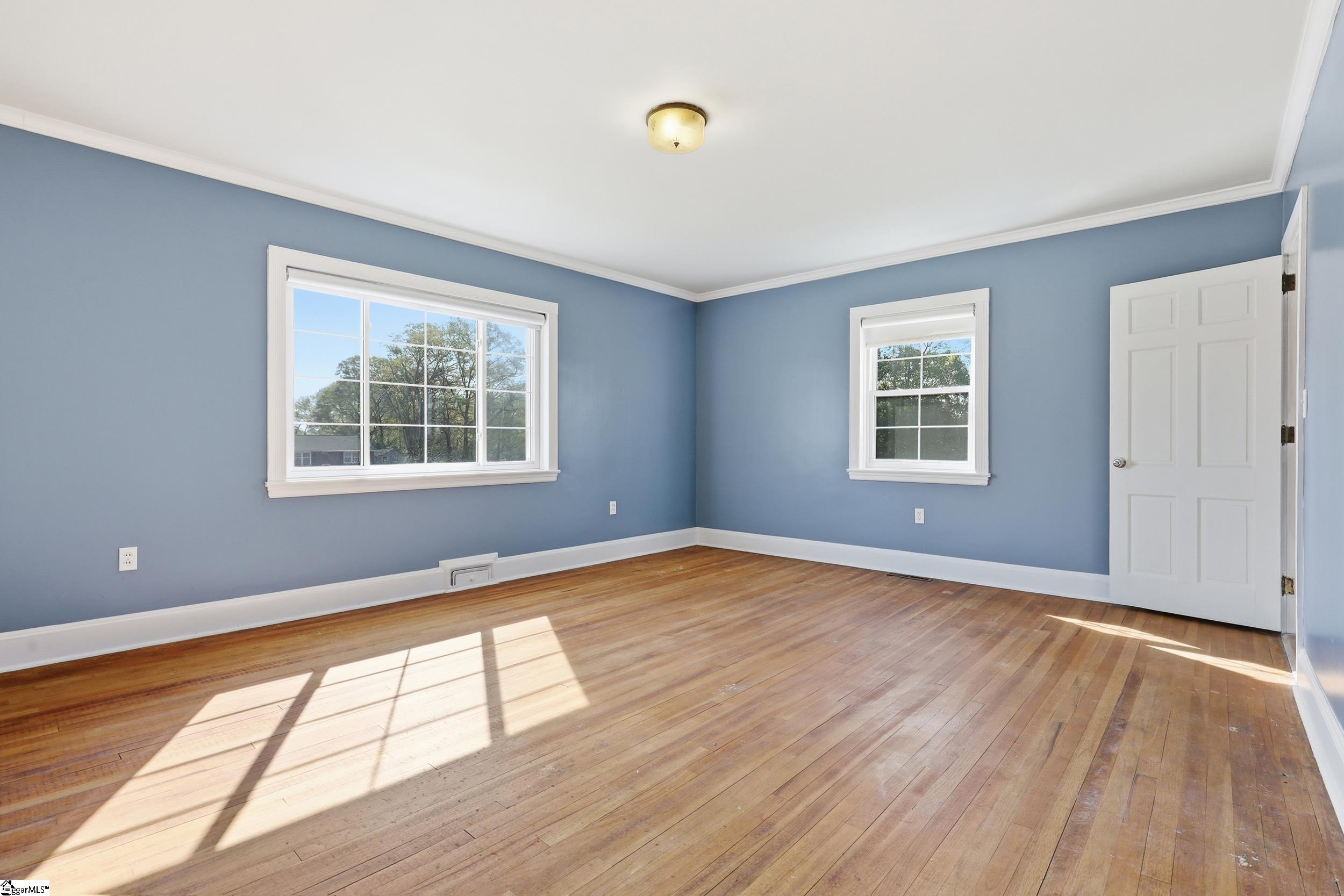 1586192 Property Photo 20