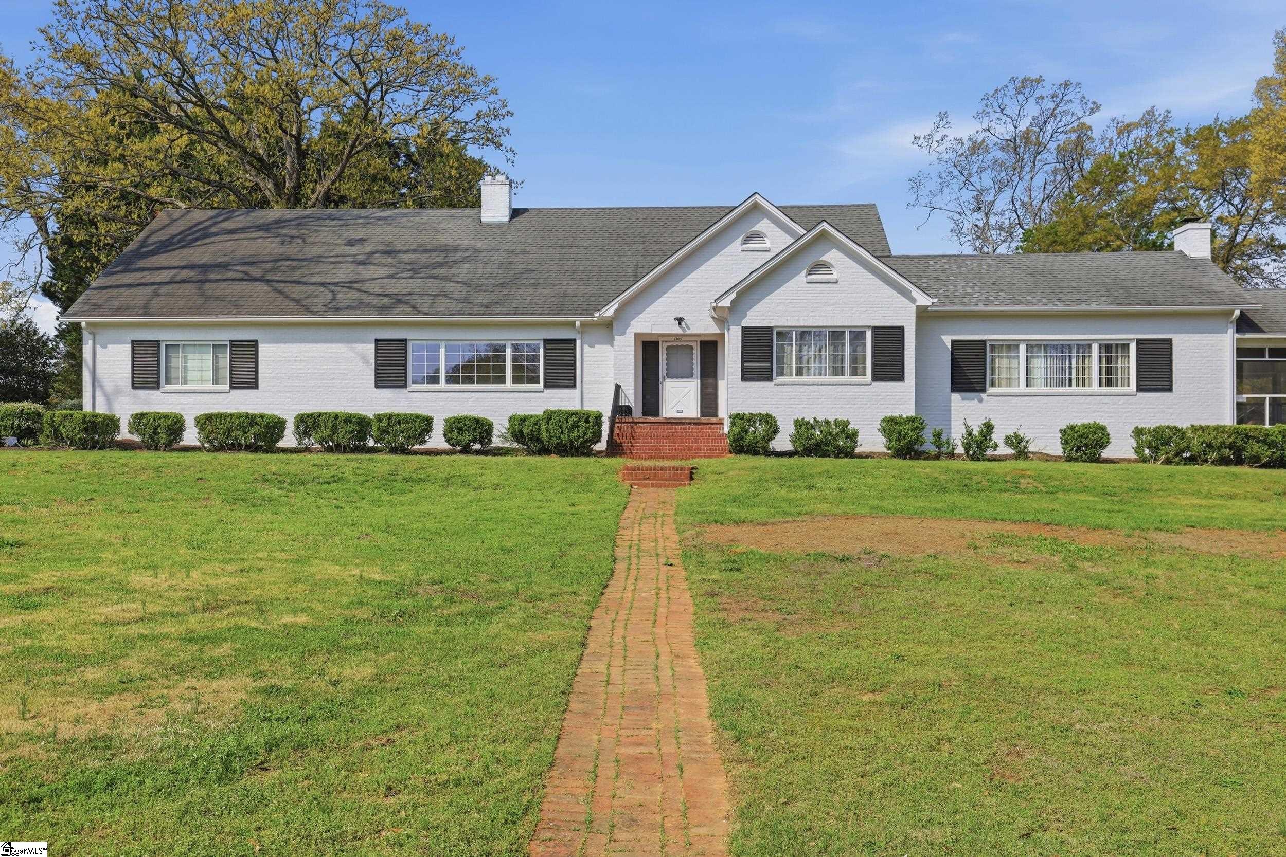 1586192 Property Photo 38