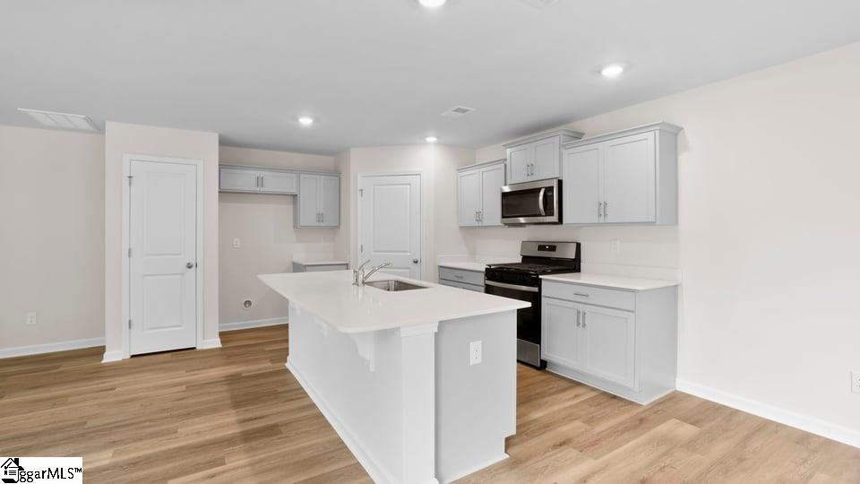 227 Deskin Lane Property Photo 8