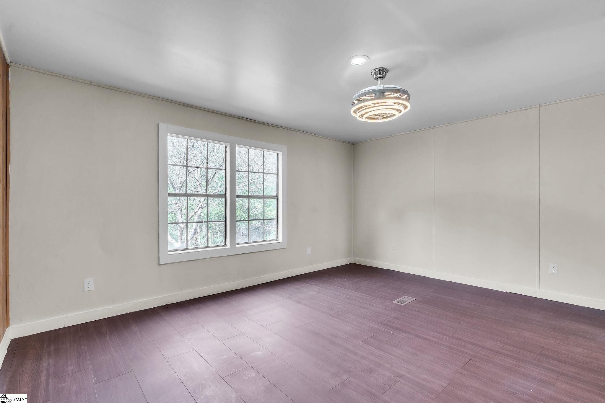 105 Dyar Drive Property Photo 17