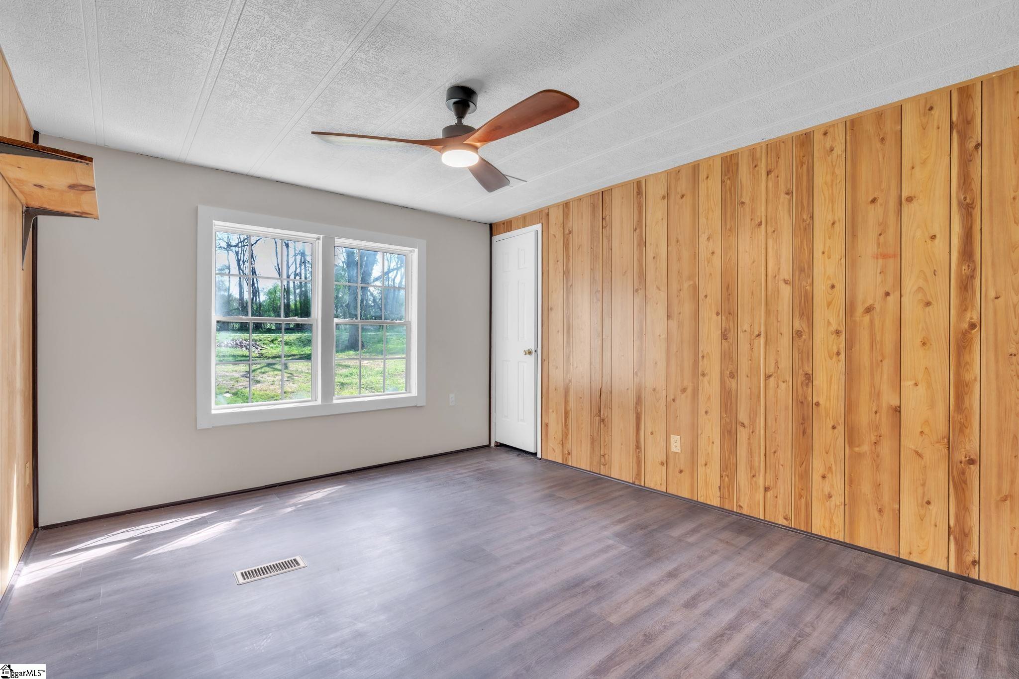 105 Dyar Drive Property Photo 23