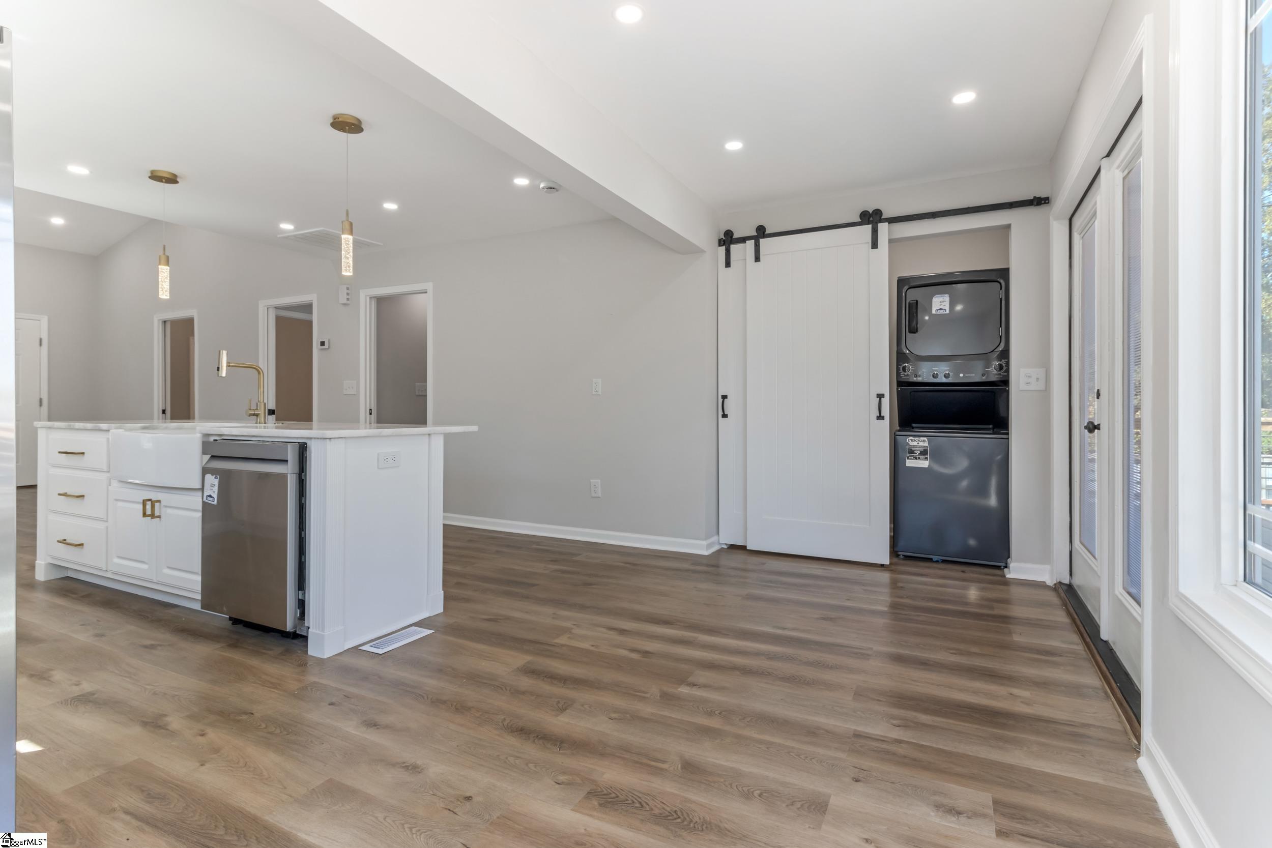 18 Hatch Street Property Photo 11