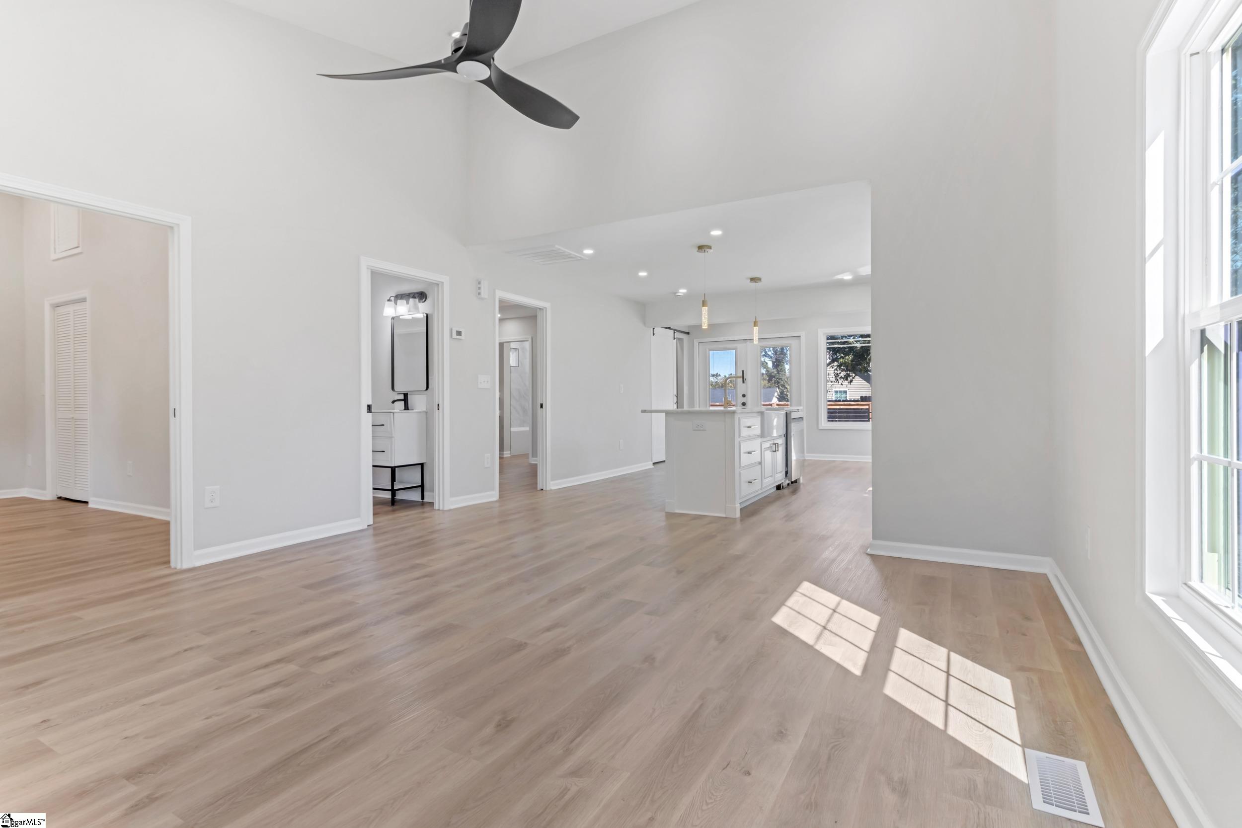 18 Hatch Street Property Photo 13