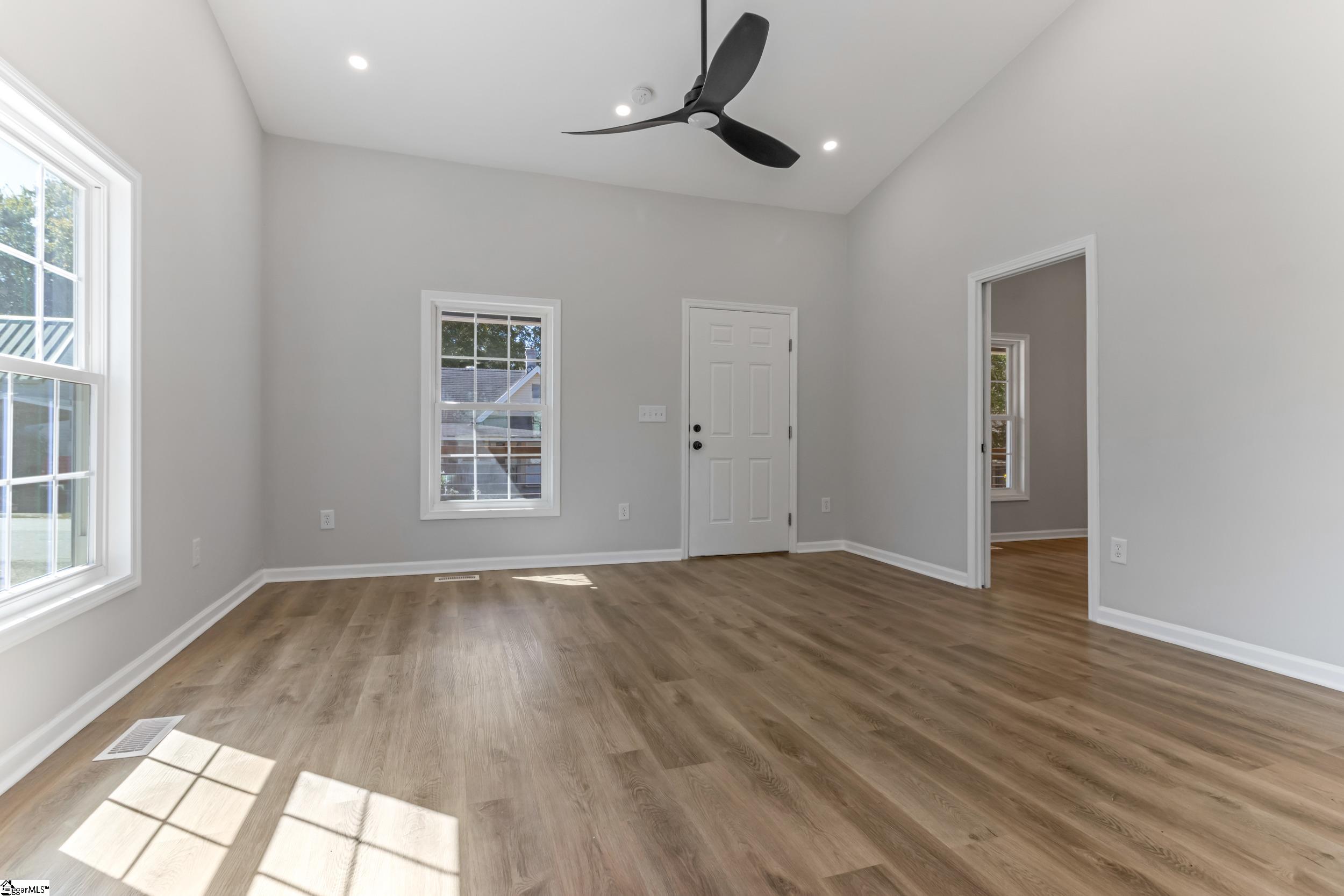 18 Hatch Street Property Photo 17