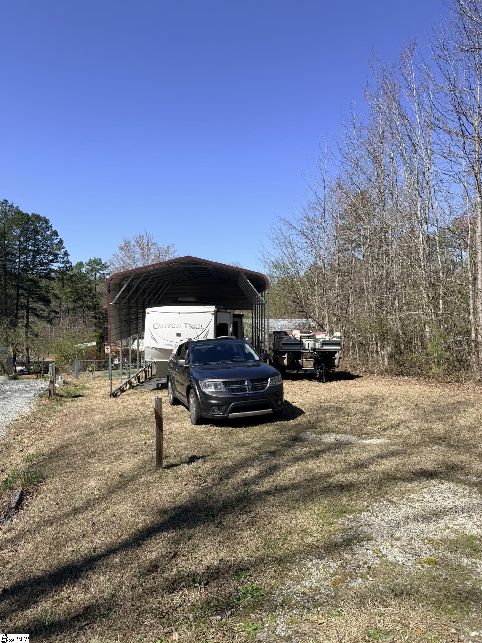 208 Reston Way Property Photo 13