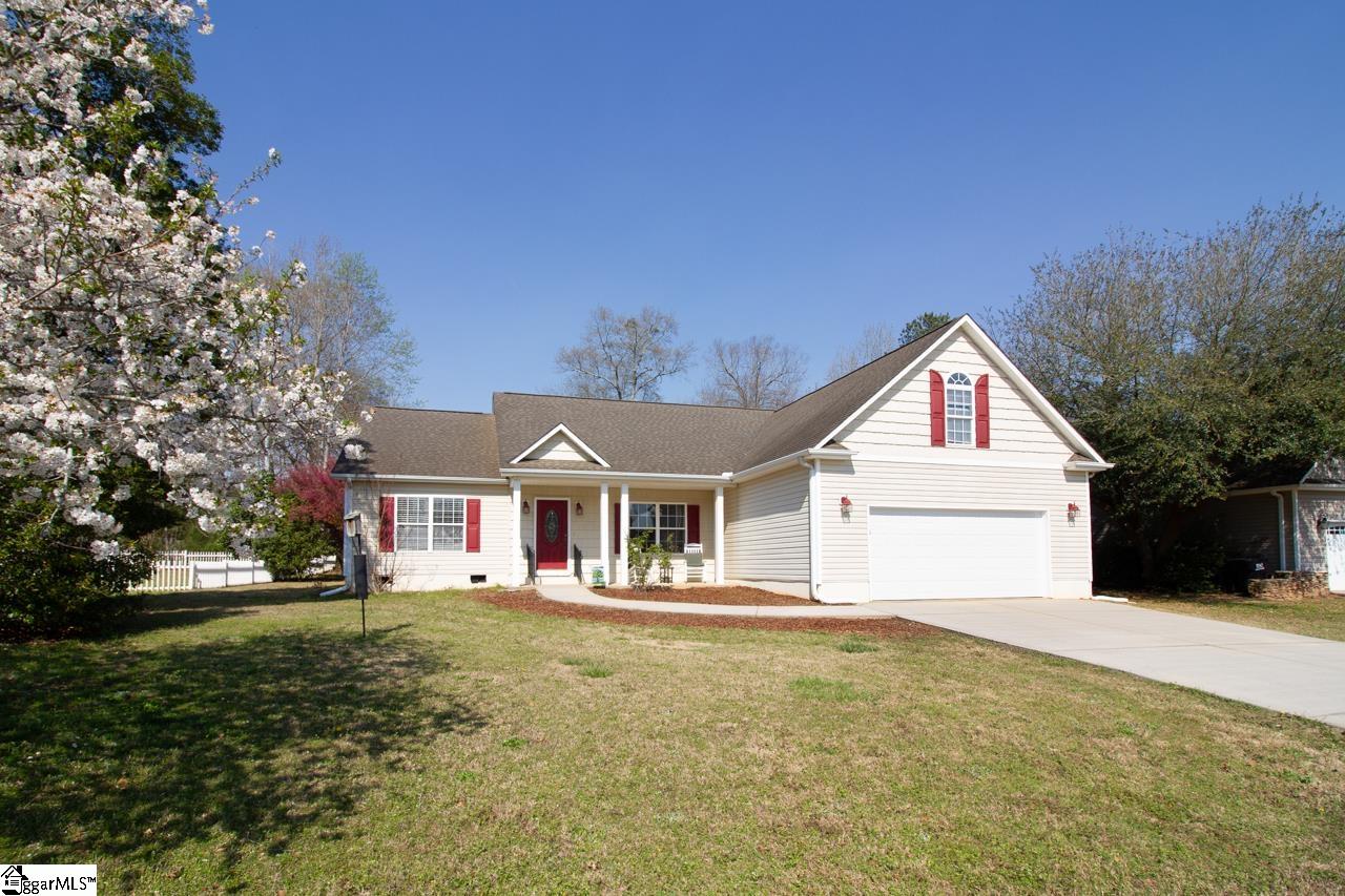735 Britton Street Property Photo 4