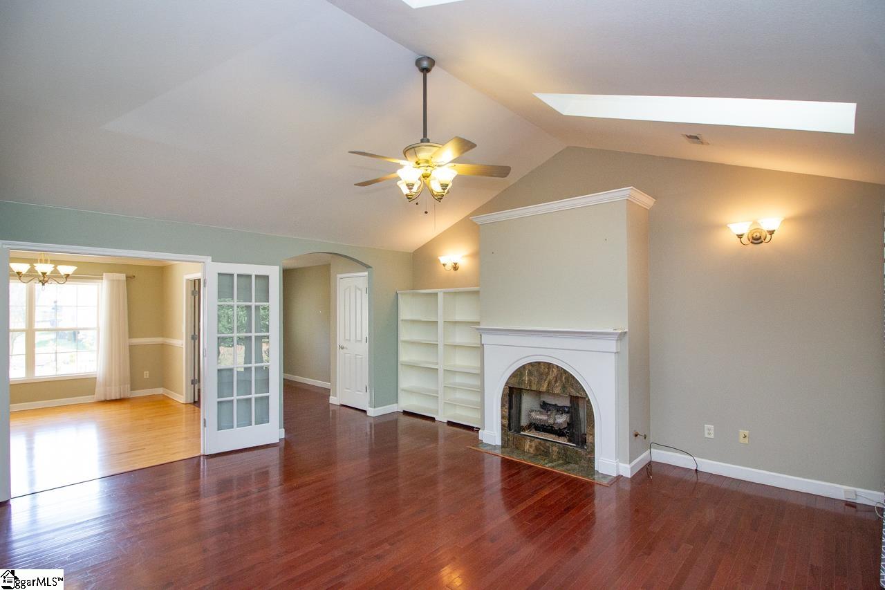 735 Britton Street Property Photo 9