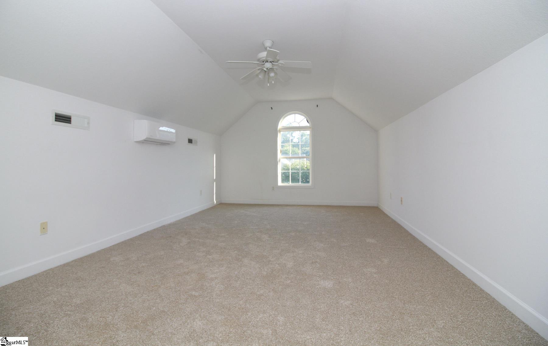 735 Britton Street Property Photo 34