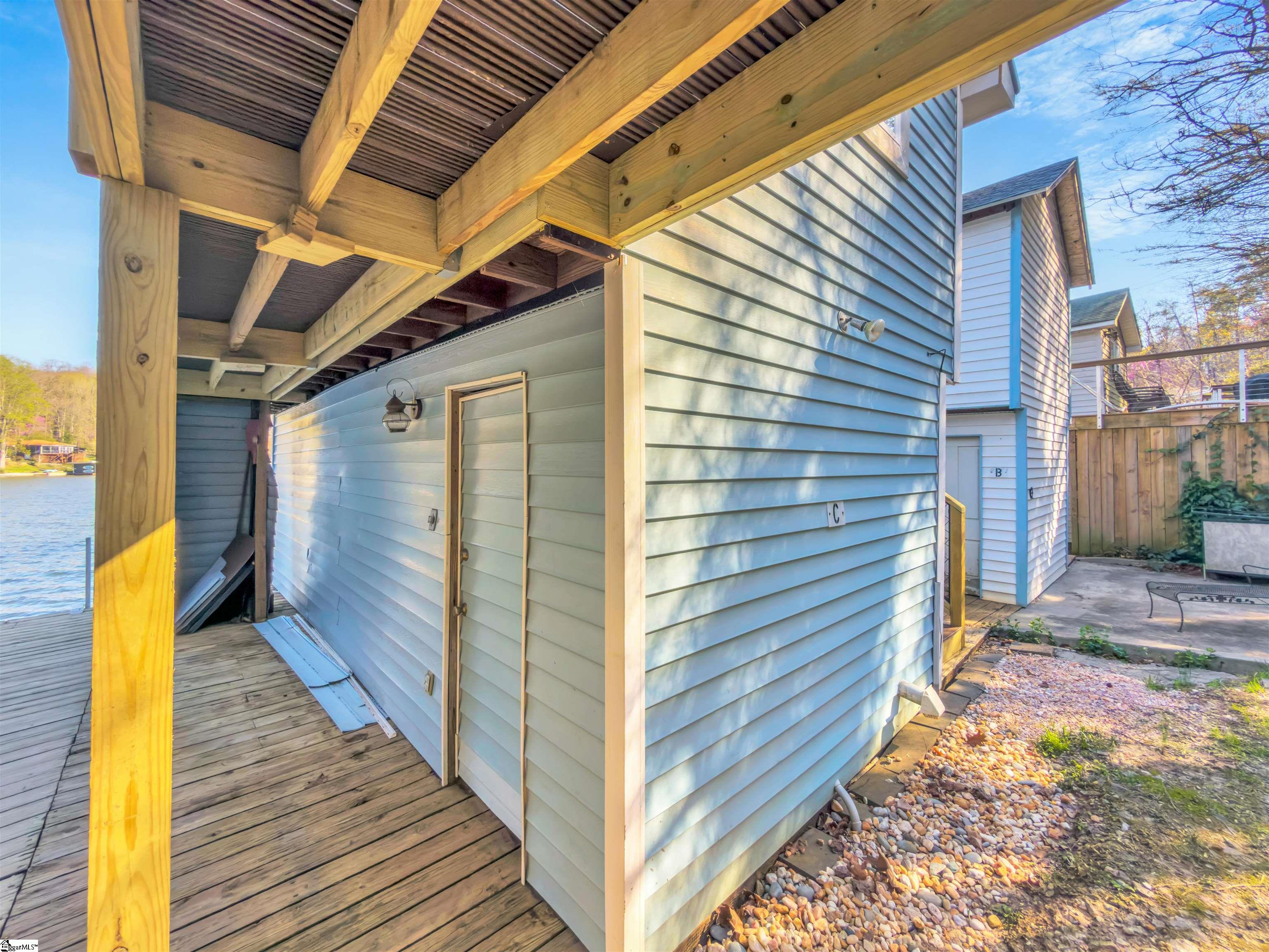 1700 W Lakeshore Drive Property Photo 16