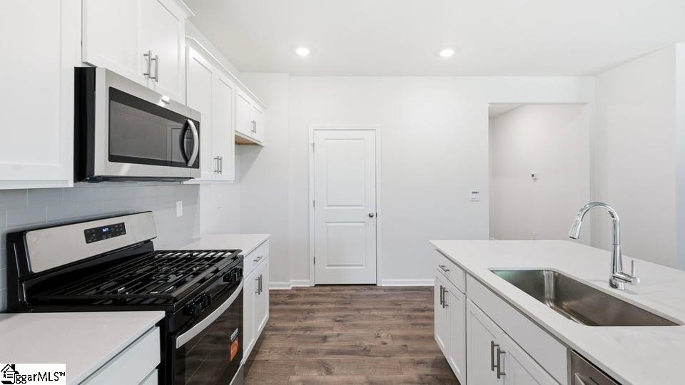 102 Estateside Drive Property Photo 22