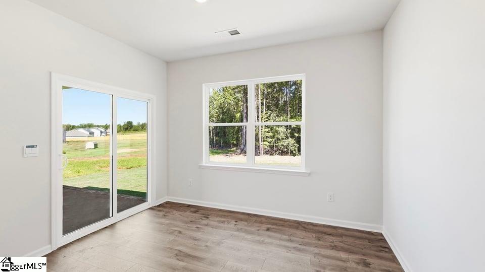 102 Estateside Drive Property Photo 23
