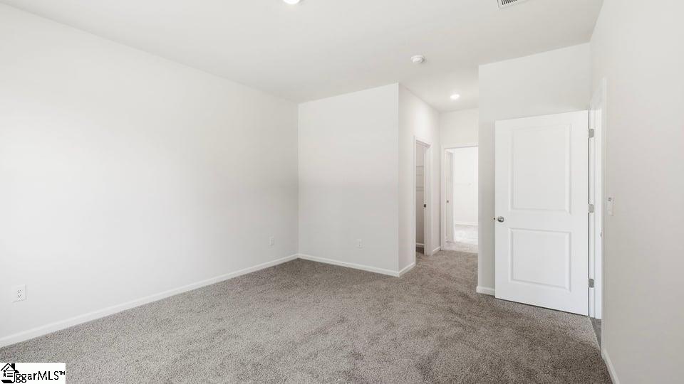 102 Estateside Drive Property Photo 28