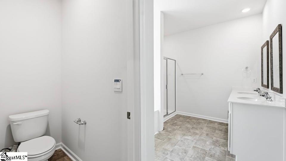 102 Estateside Drive Property Photo 31