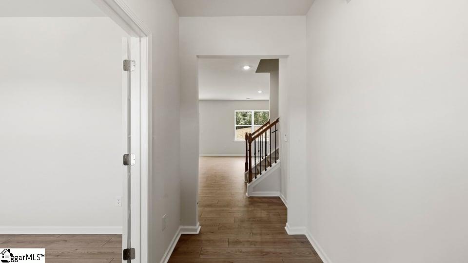 126 Estateside Drive Property Photo 6