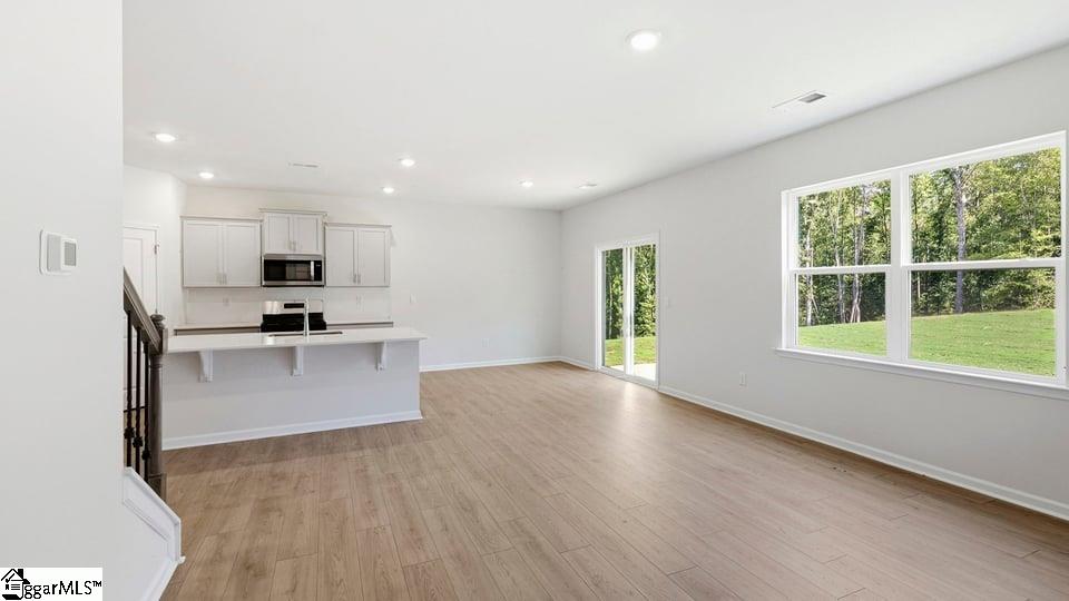 126 Estateside Drive Property Photo 12