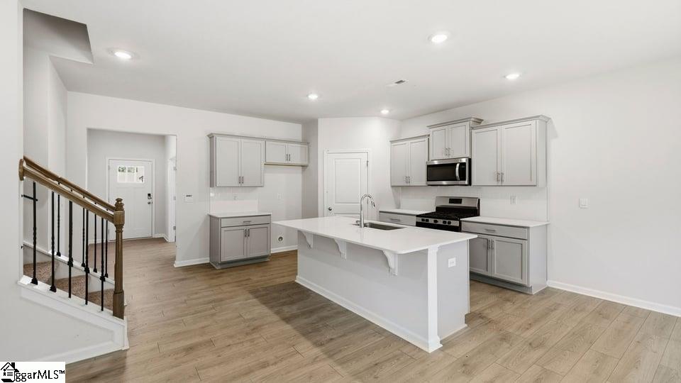 126 Estateside Drive Property Photo 14