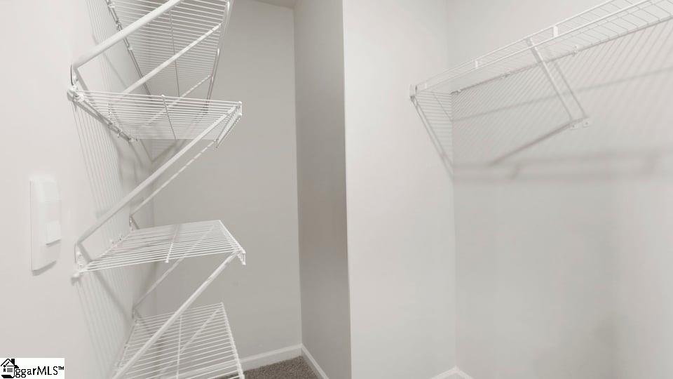 126 Estateside Drive Property Photo 34
