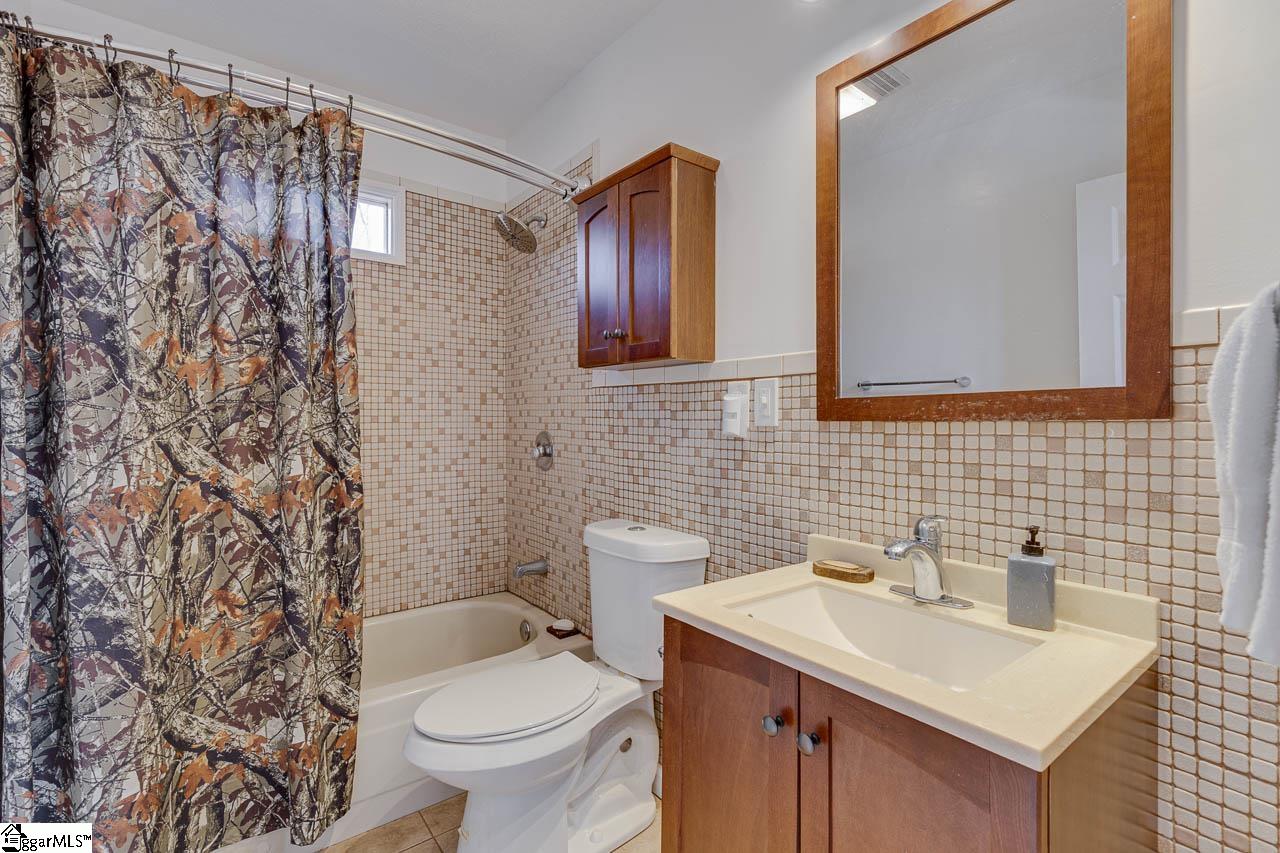203 Snead Lane Property Photo 17