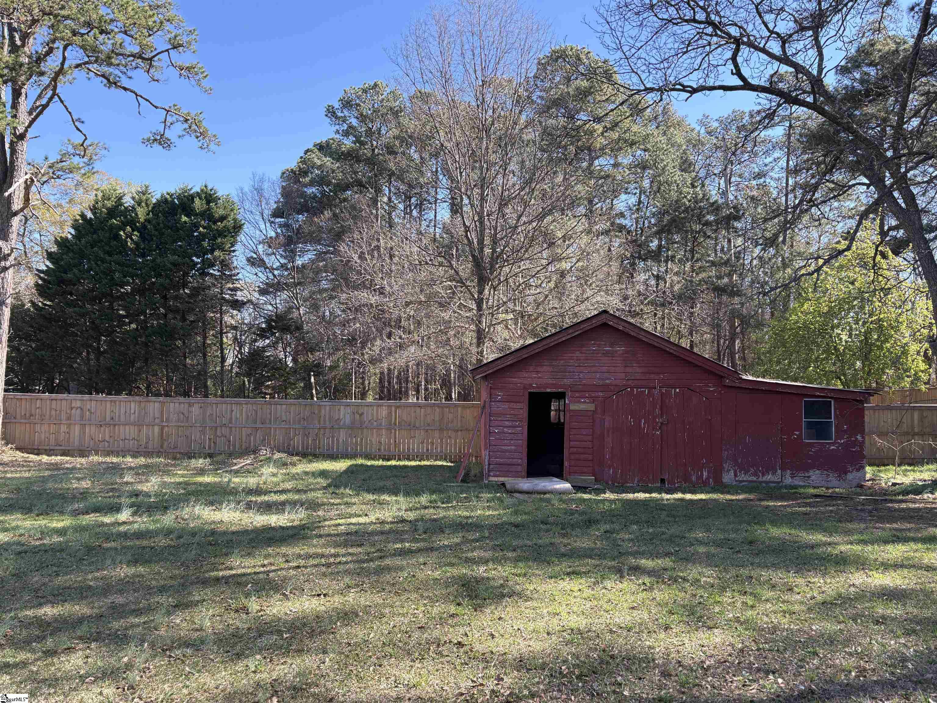 1505 Fork Shoals Road Property Photo 3