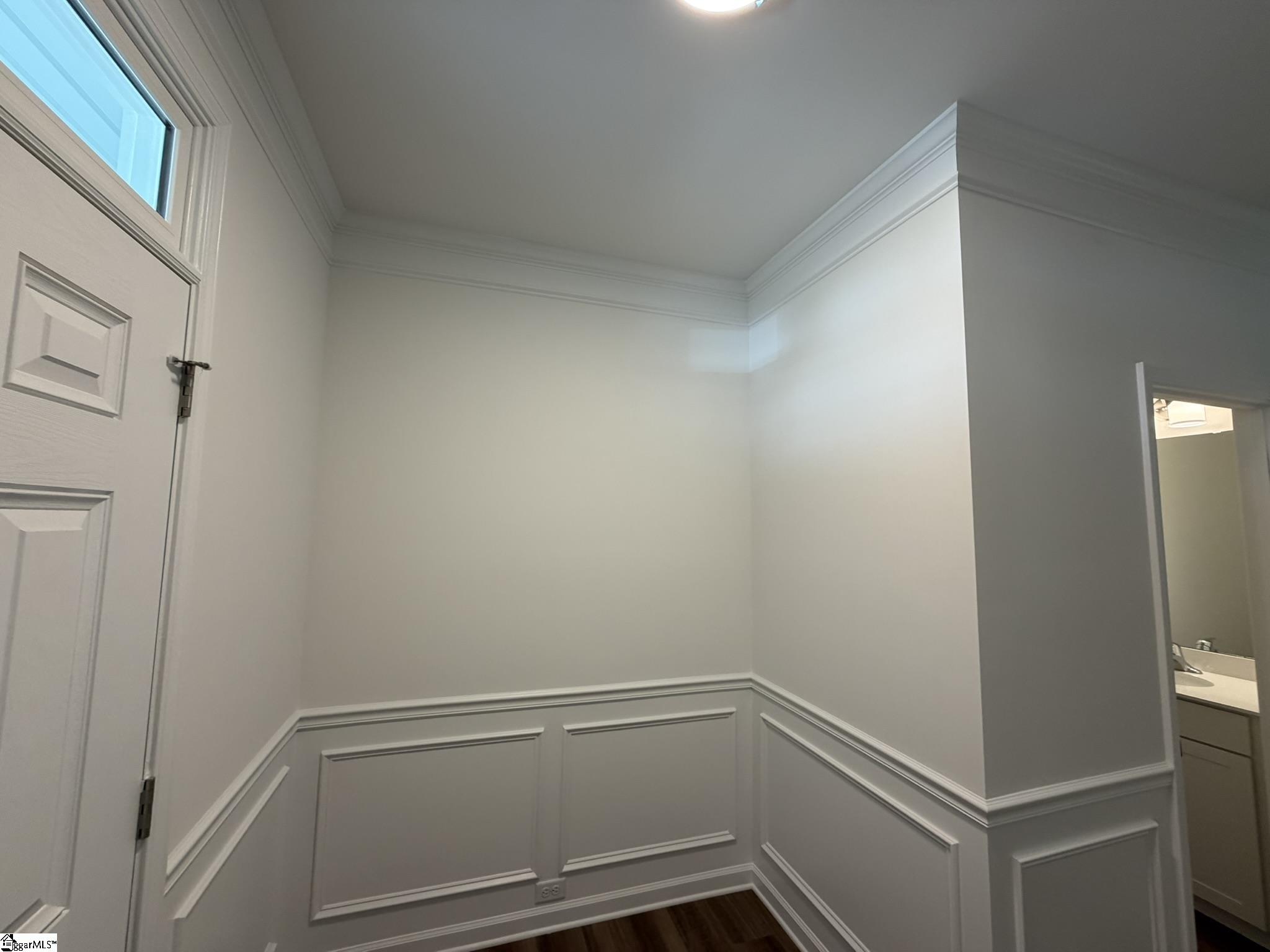 603 Autumn Lake Road Property Photo 2
