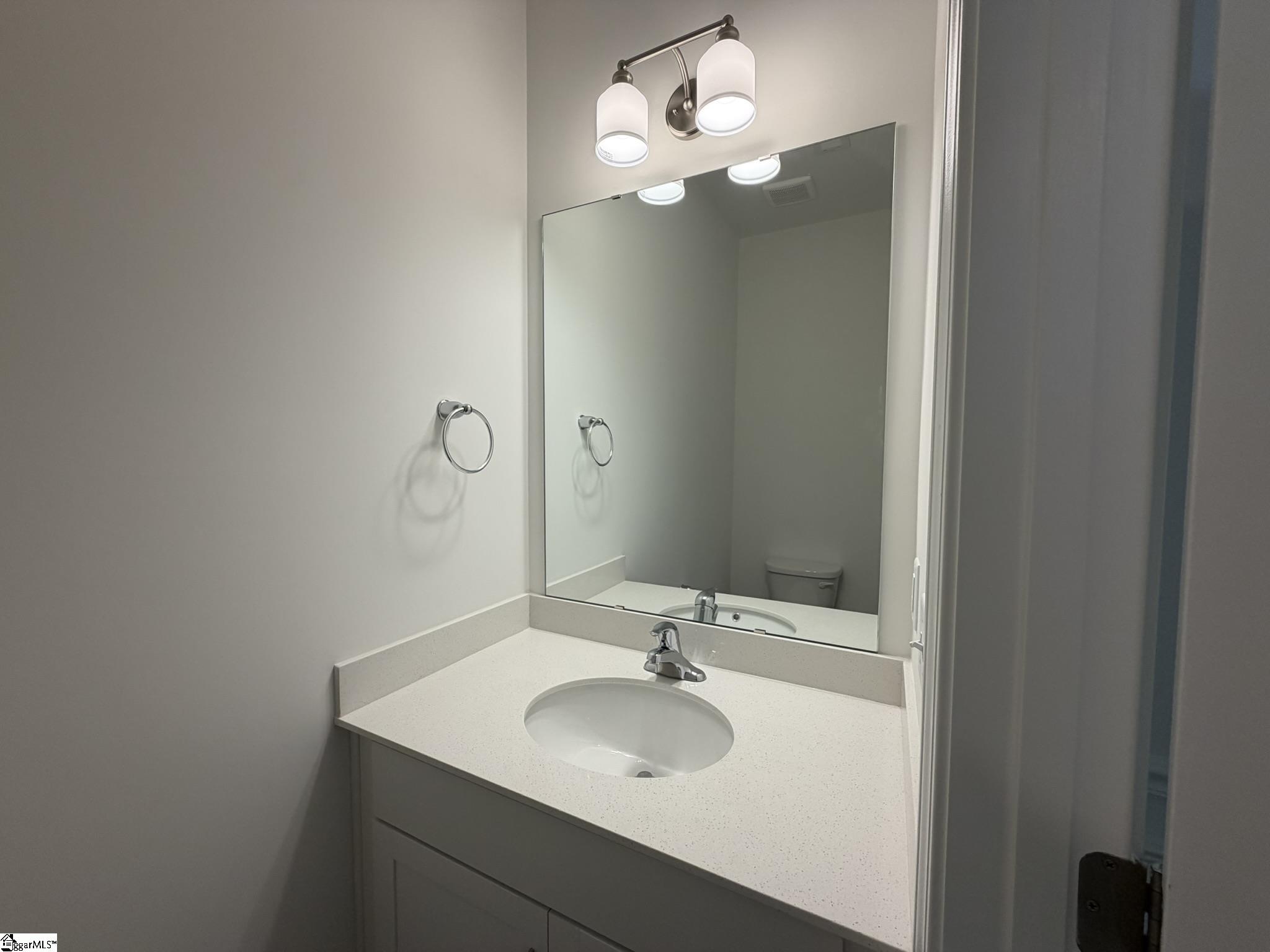 603 Autumn Lake Road Property Photo 3