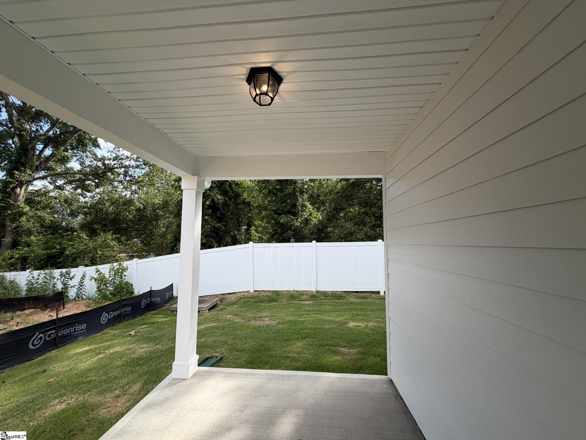 601 Autumn Lake Road Property Photo 7
