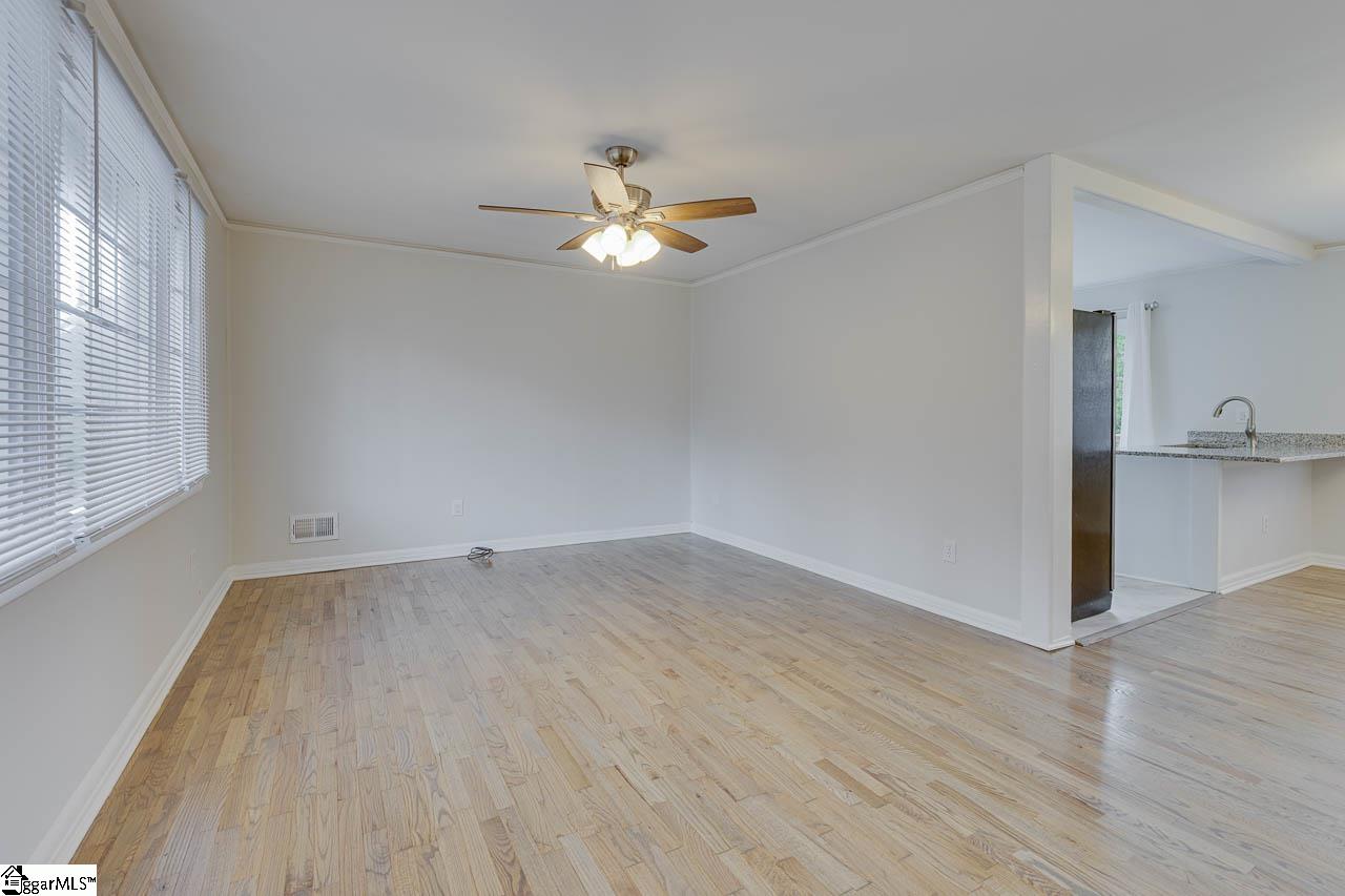 15 Strawberry Drive Property Photo 5