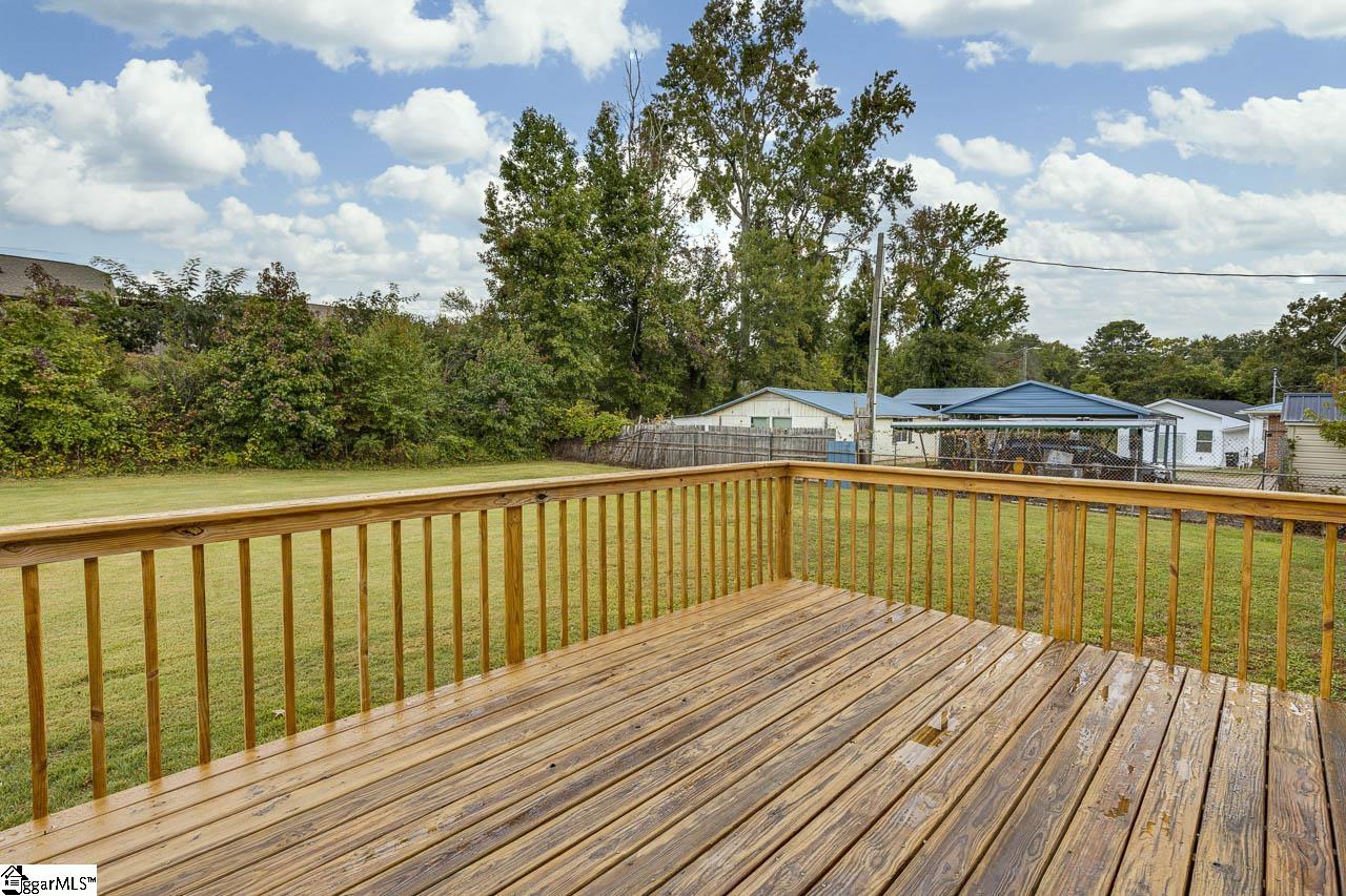15 Strawberry Drive Property Photo 23