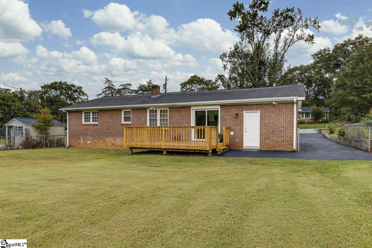 15 Strawberry Drive Property Photo 24