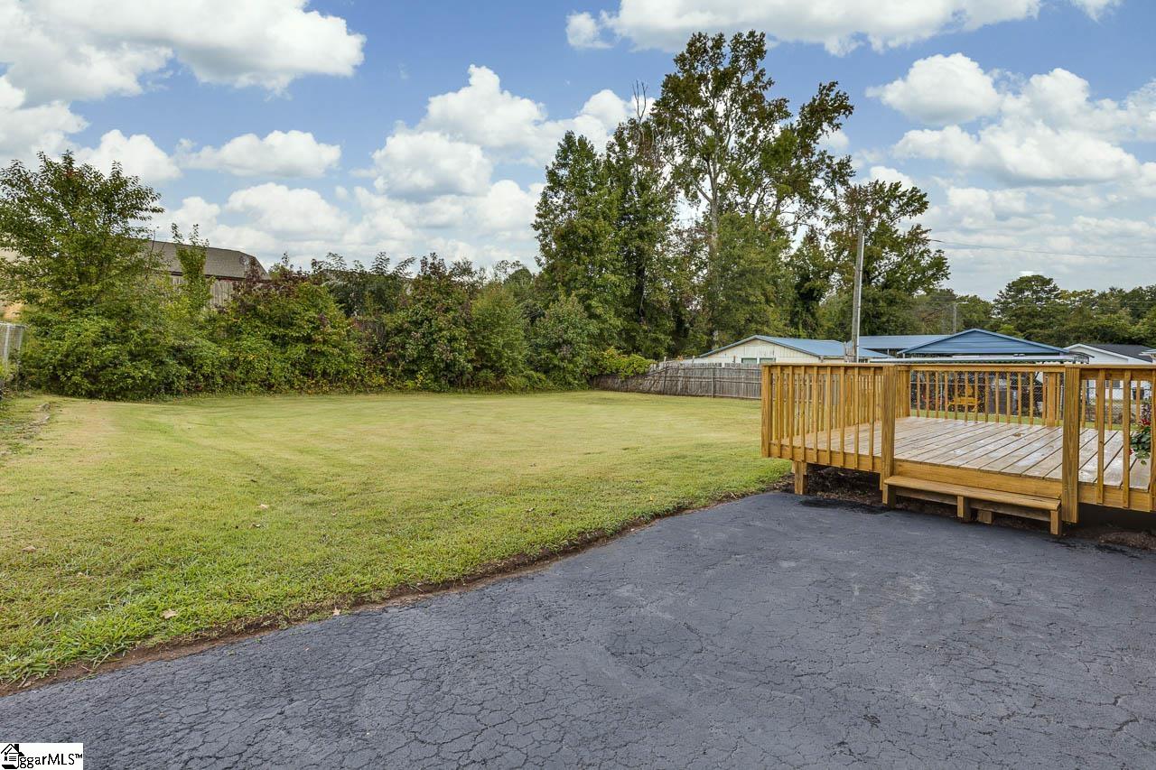 15 Strawberry Drive Property Photo 26