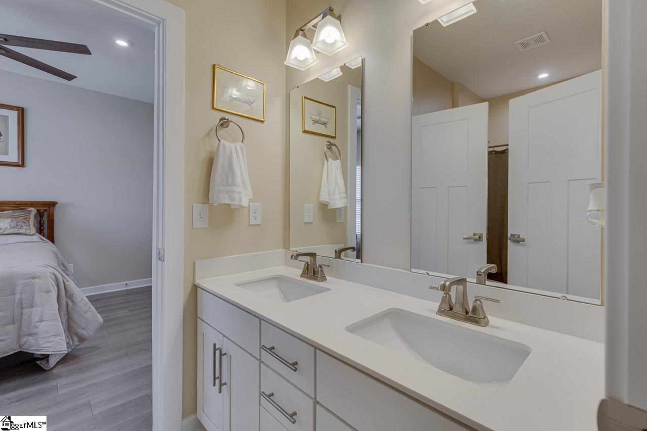 1304 Fiddletree Lane Property Photo 22