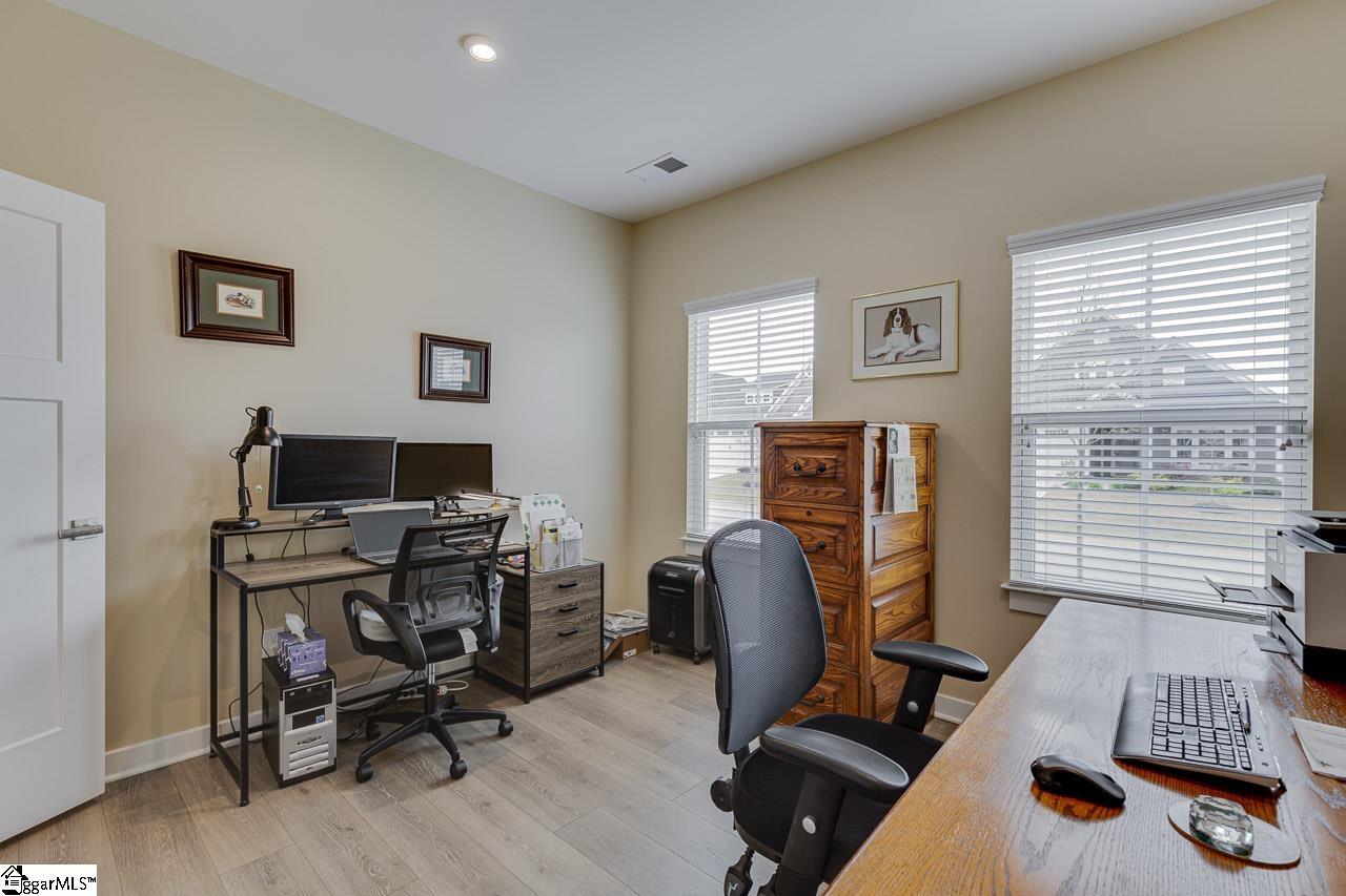 1304 Fiddletree Lane Property Photo 25