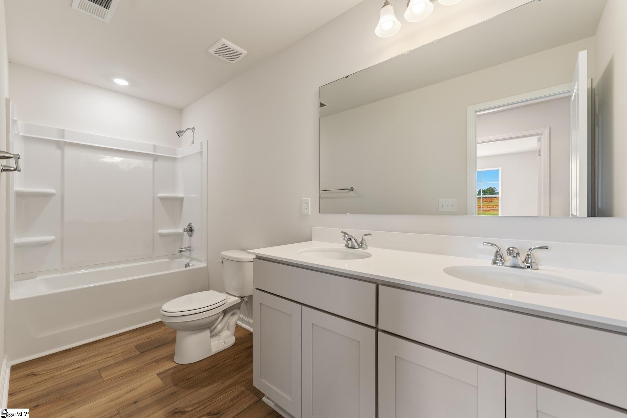 2301 Mill Loop Property Photo 19