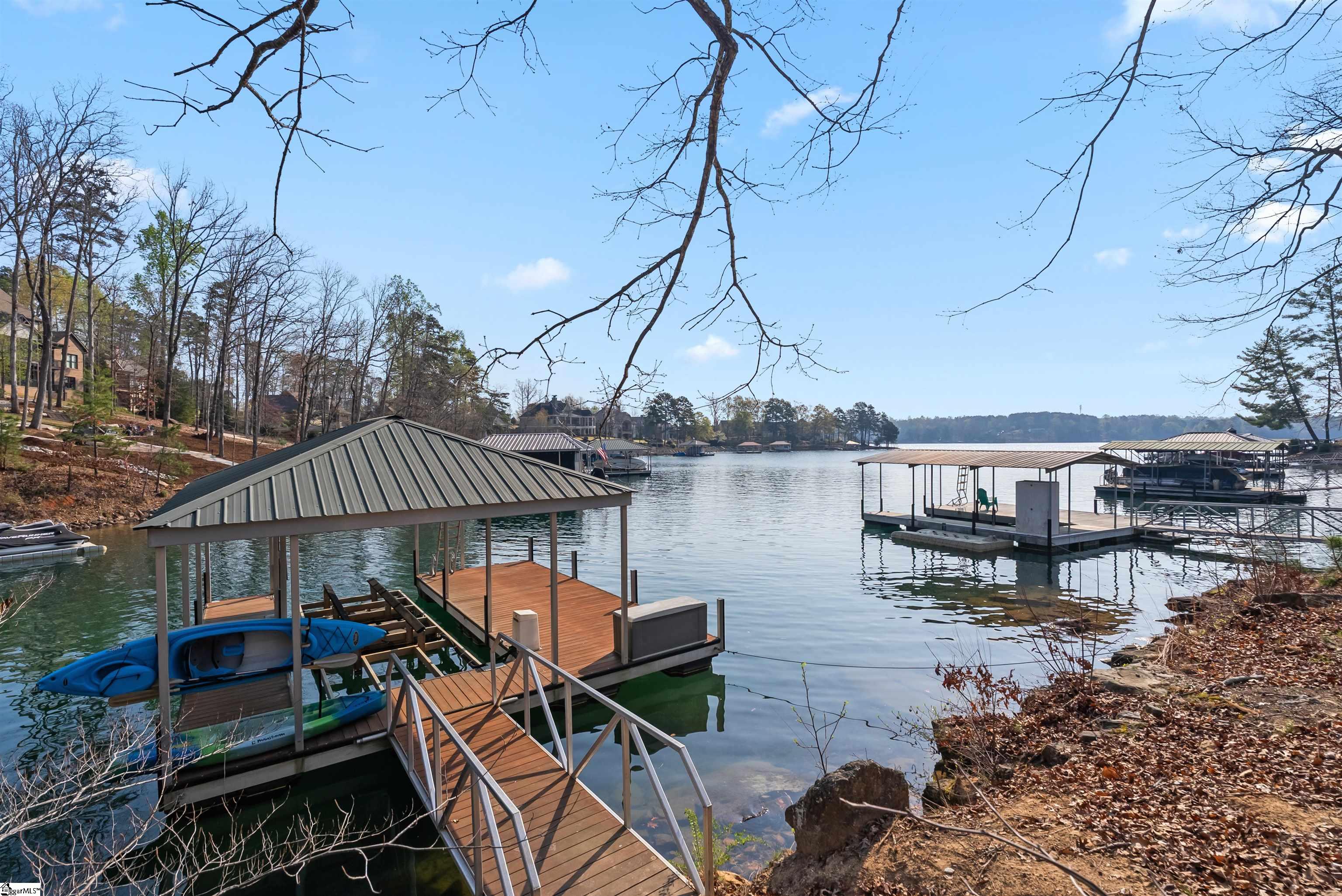 1586628 Property Photo 10