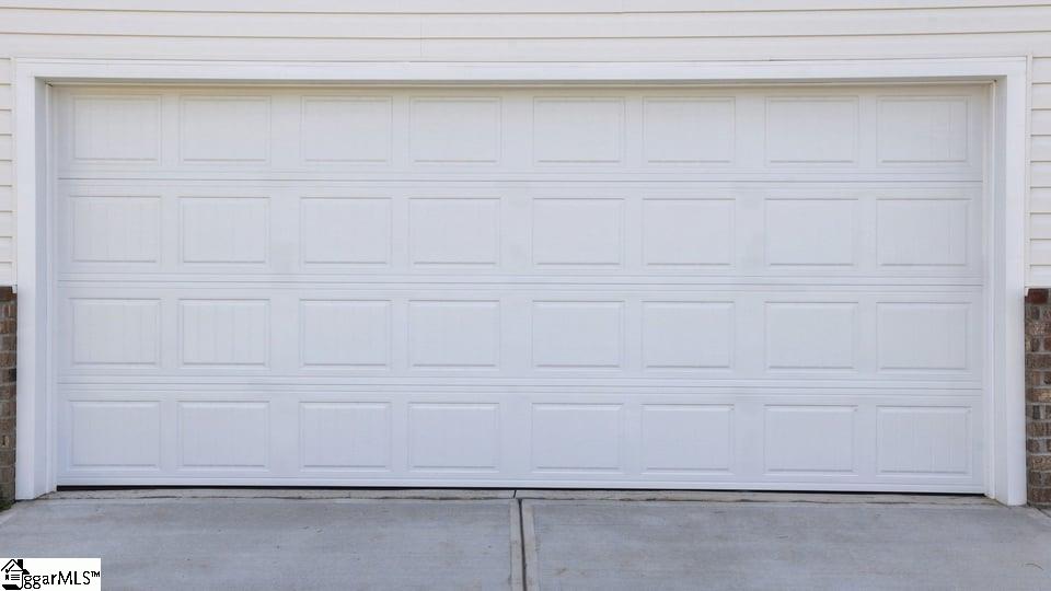 2343 Springview Court Property Photo 3