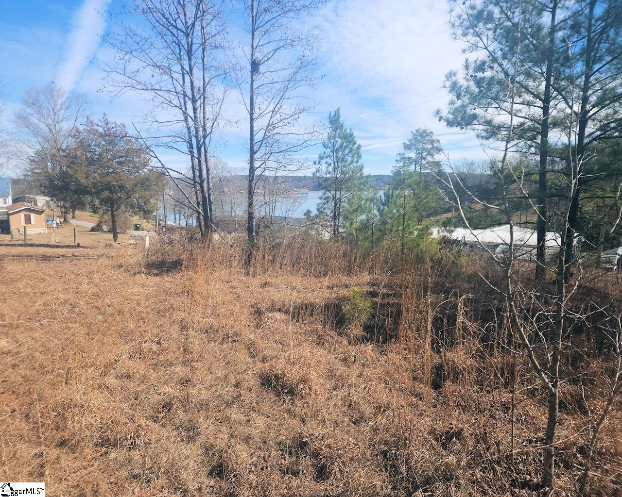 1586681 Property Photo 4
