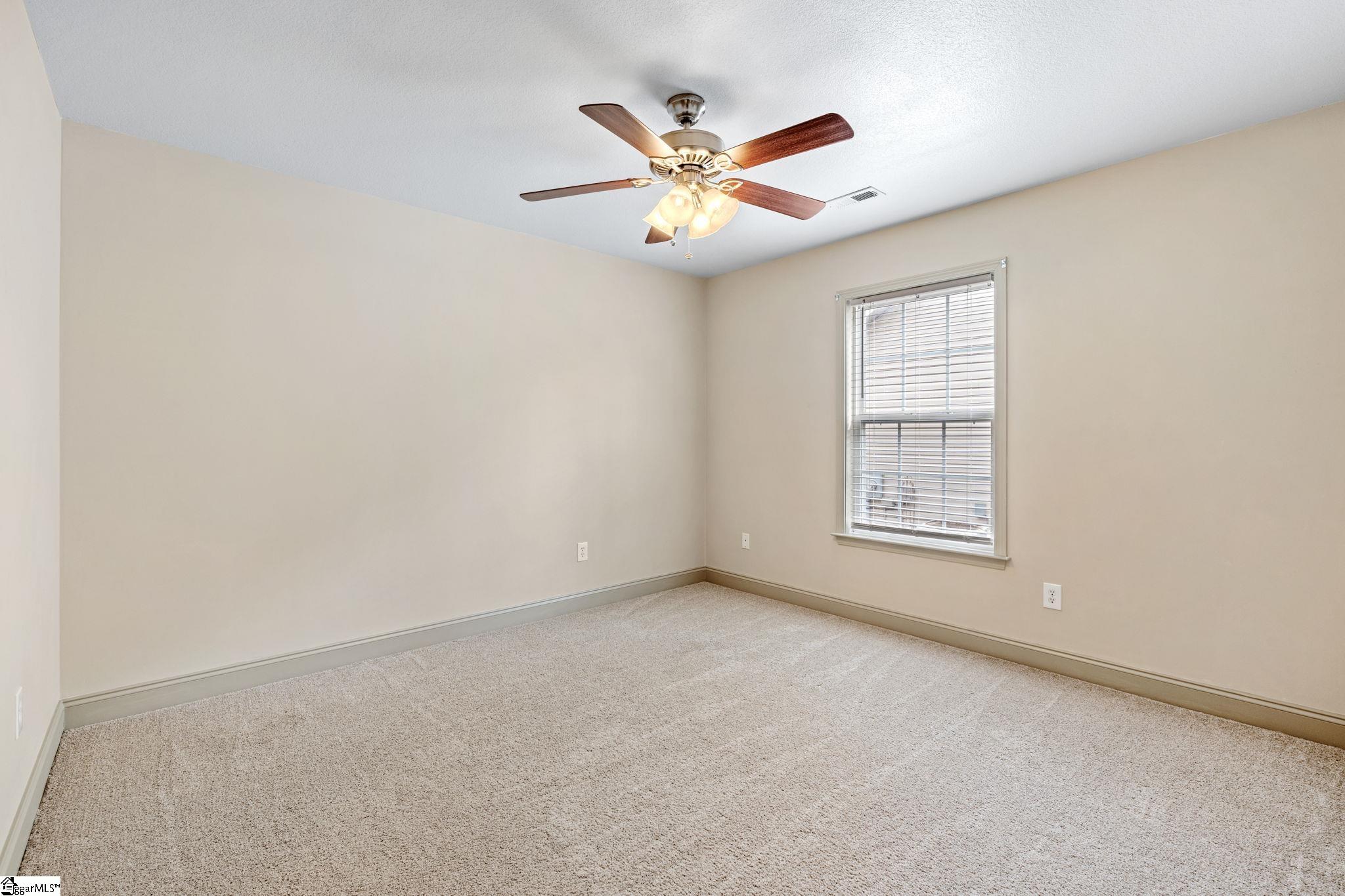 863 Vandenburg Drive Property Photo 7