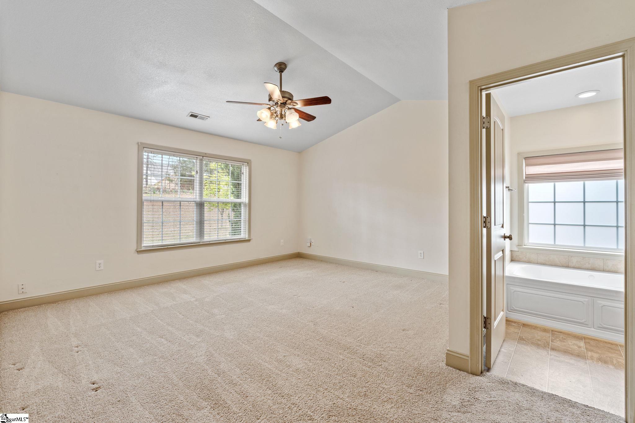 863 Vandenburg Drive Property Photo 14