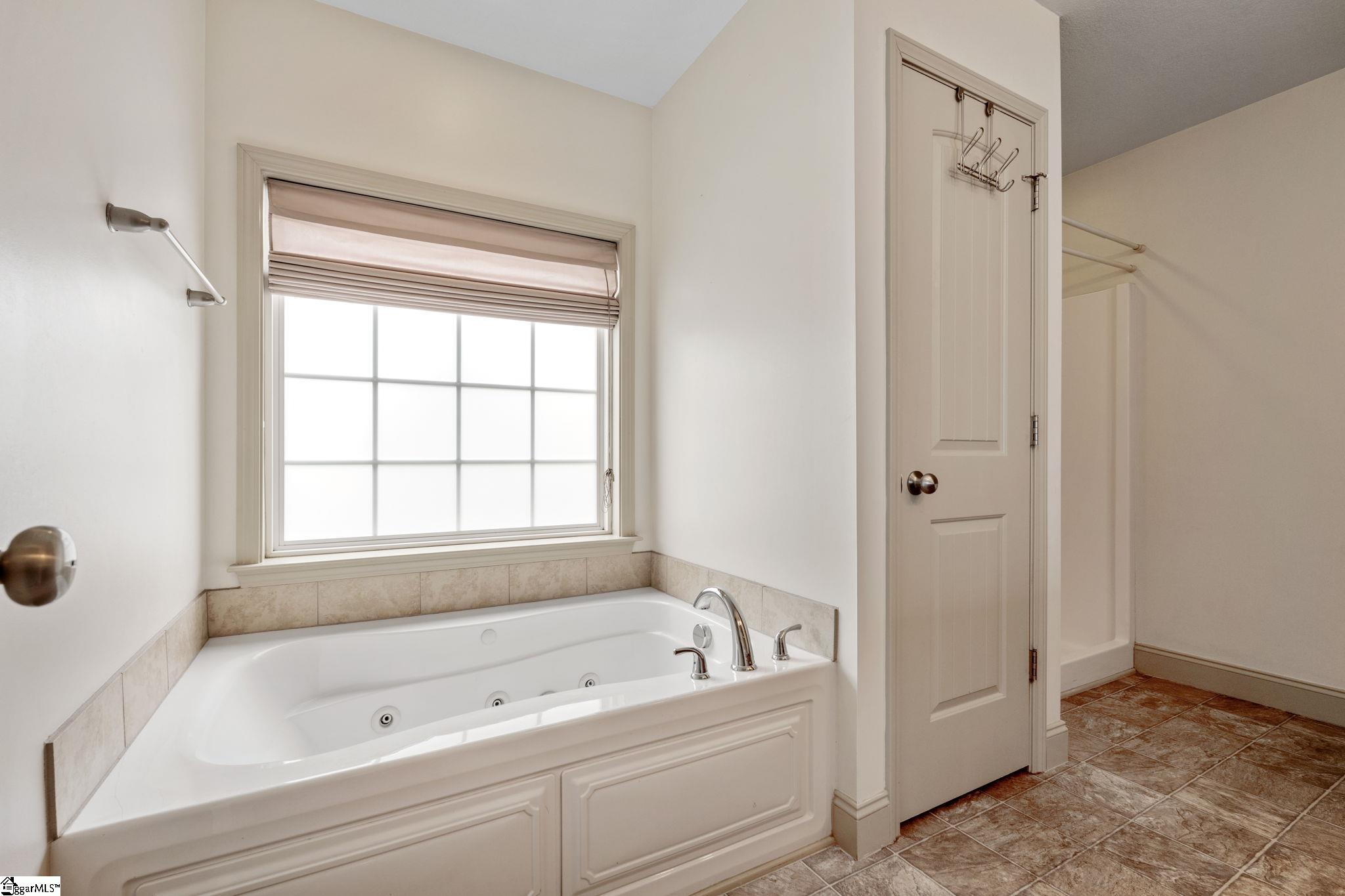 863 Vandenburg Drive Property Photo 22