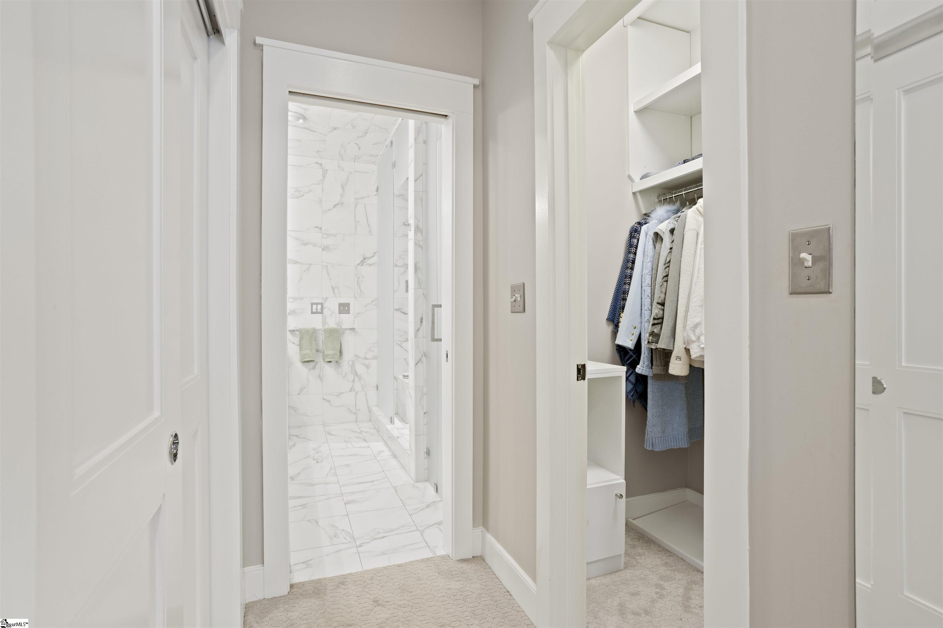 155 Riverplace Property Photo 23